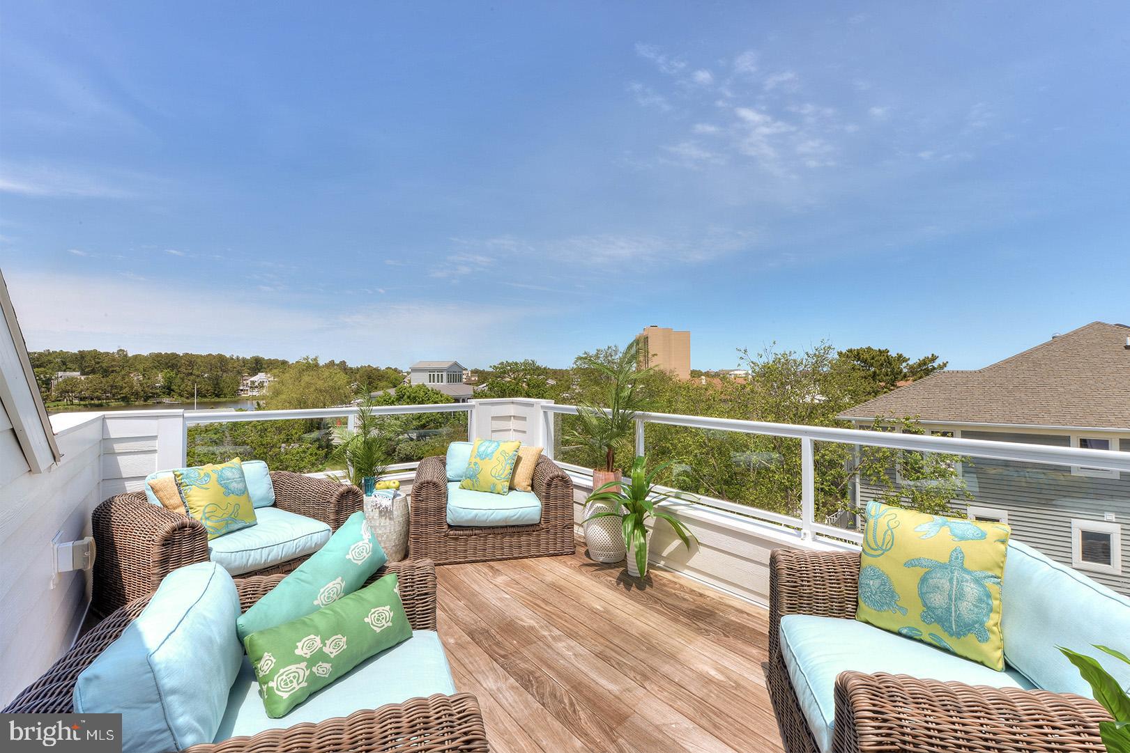 NORTH SHORES - Residential