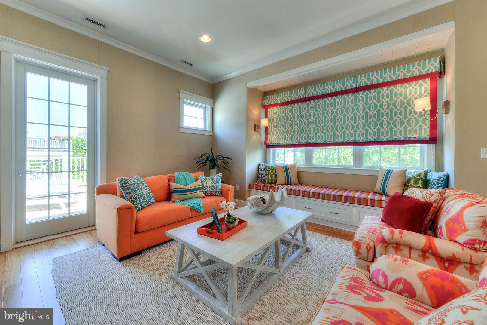 NORTH SHORES - Residential