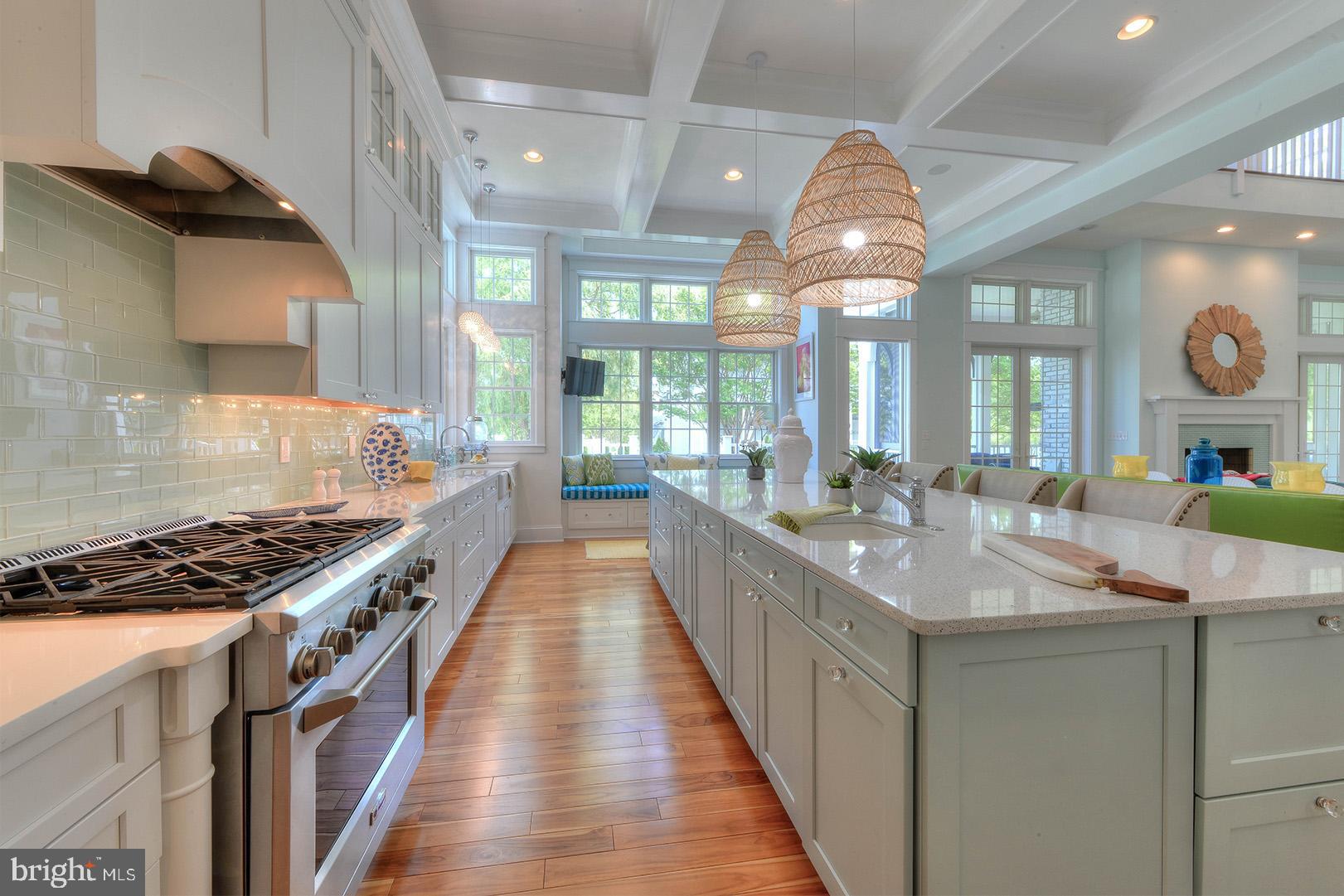 NORTH SHORES - Residential