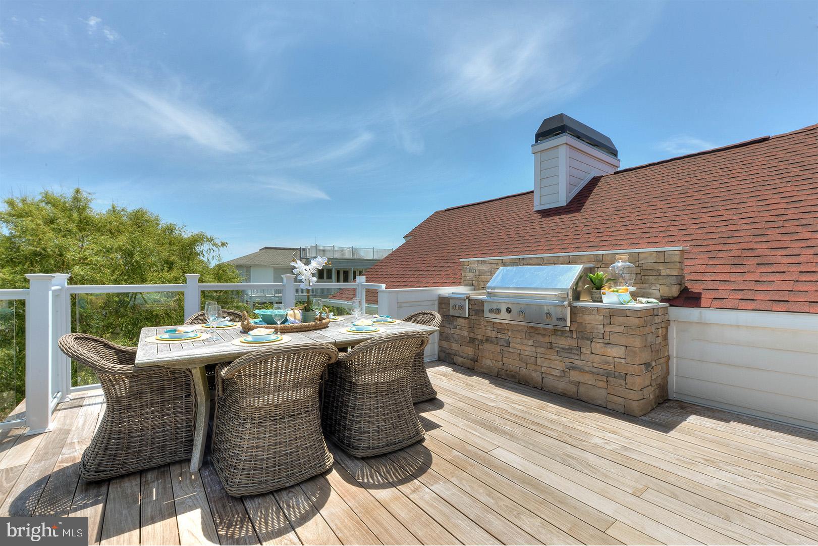 NORTH SHORES - Residential