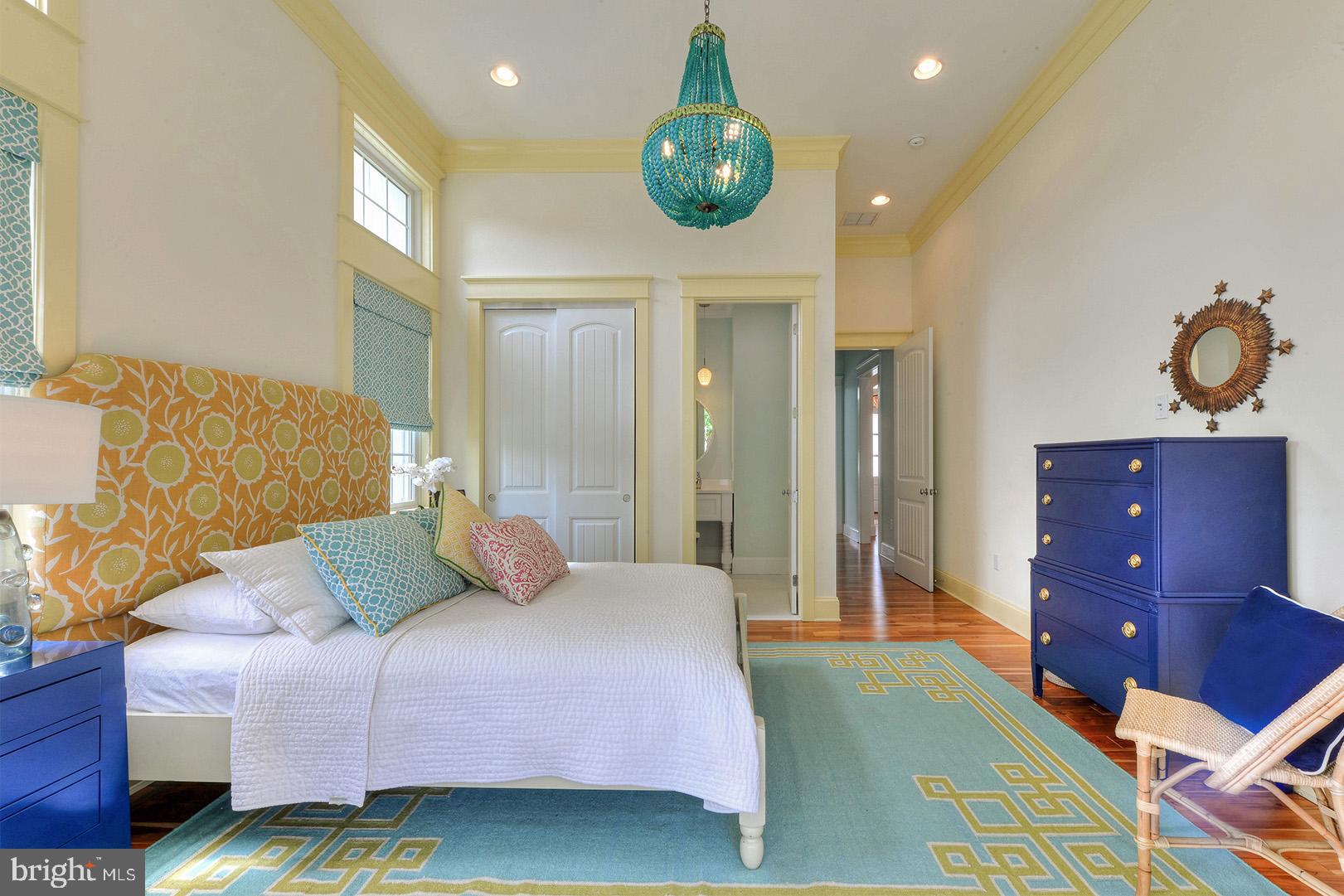 NORTH SHORES - Residential