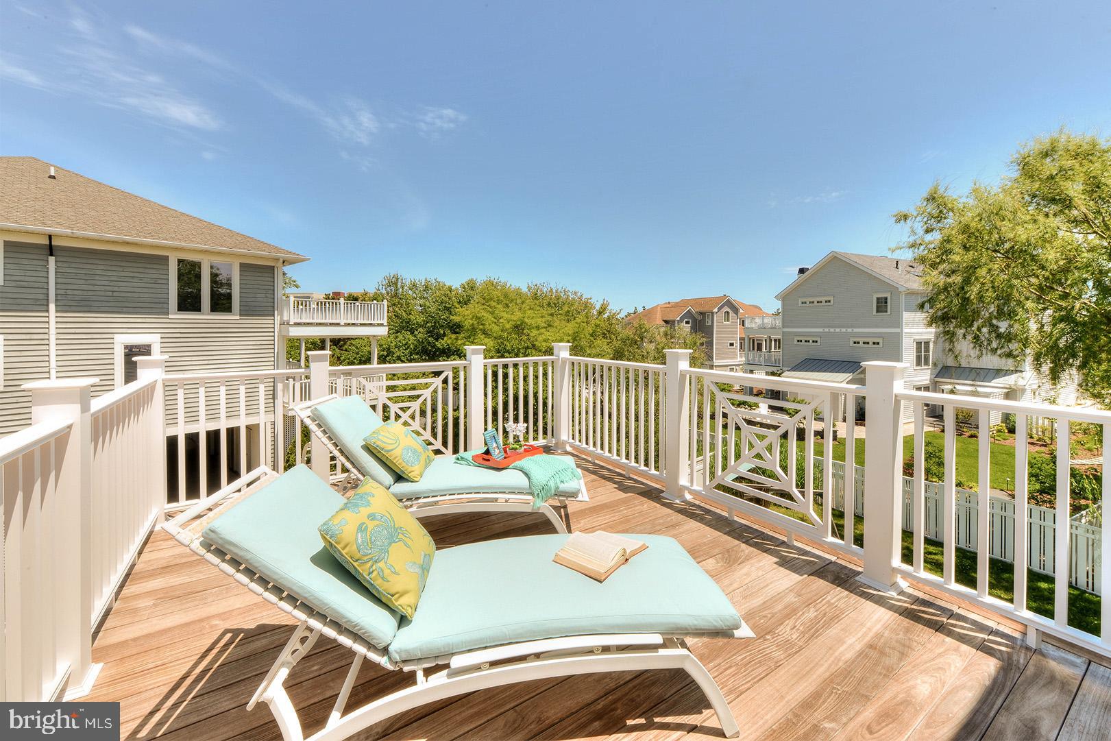 NORTH SHORES - Residential