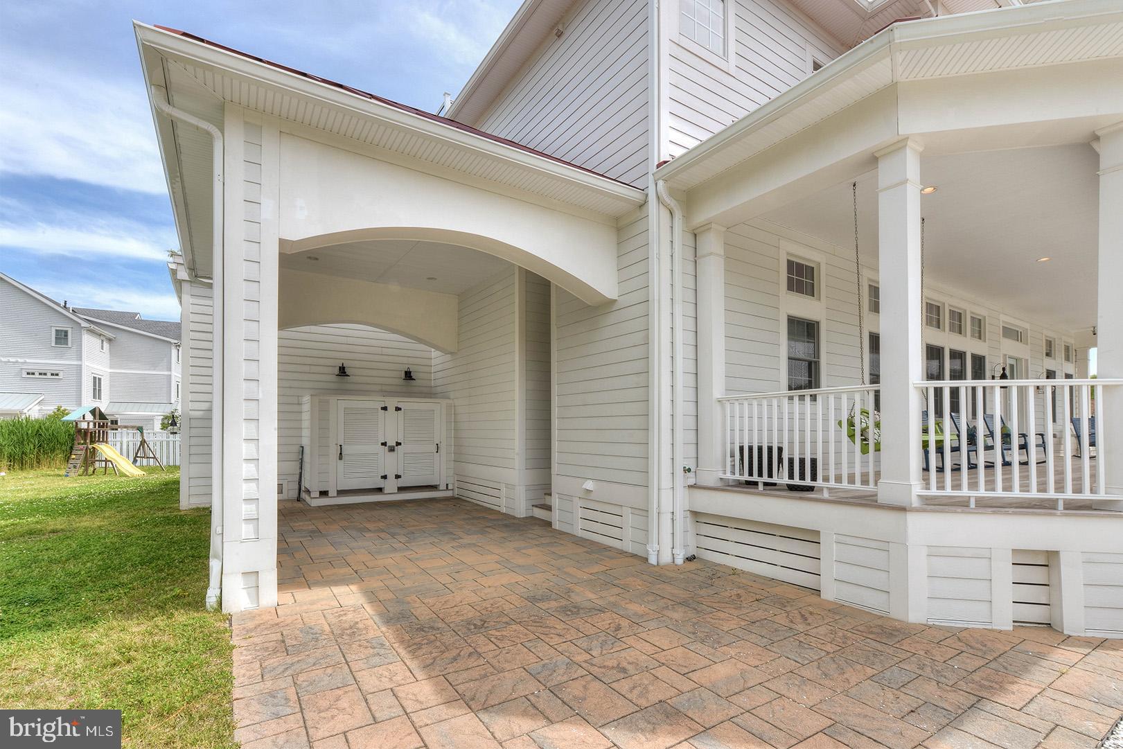 NORTH SHORES - Residential