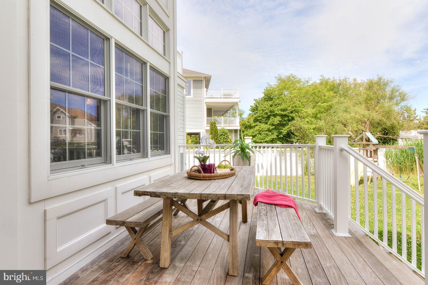 NORTH SHORES - Residential