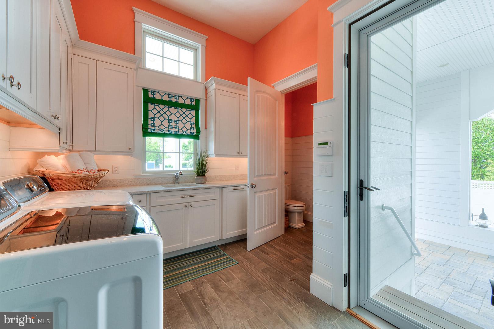 NORTH SHORES - Residential