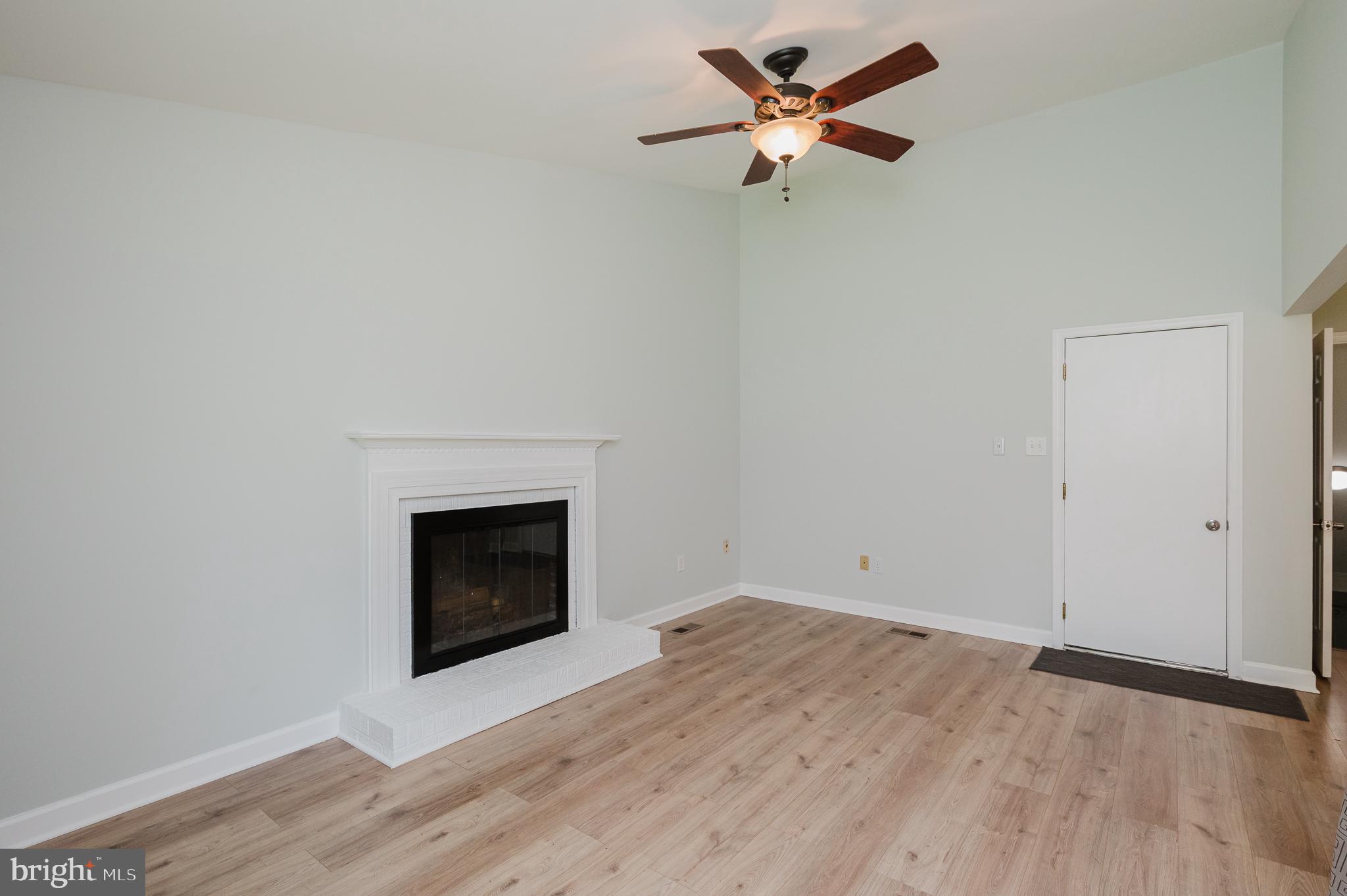HUNTERS GLEN - Residential
