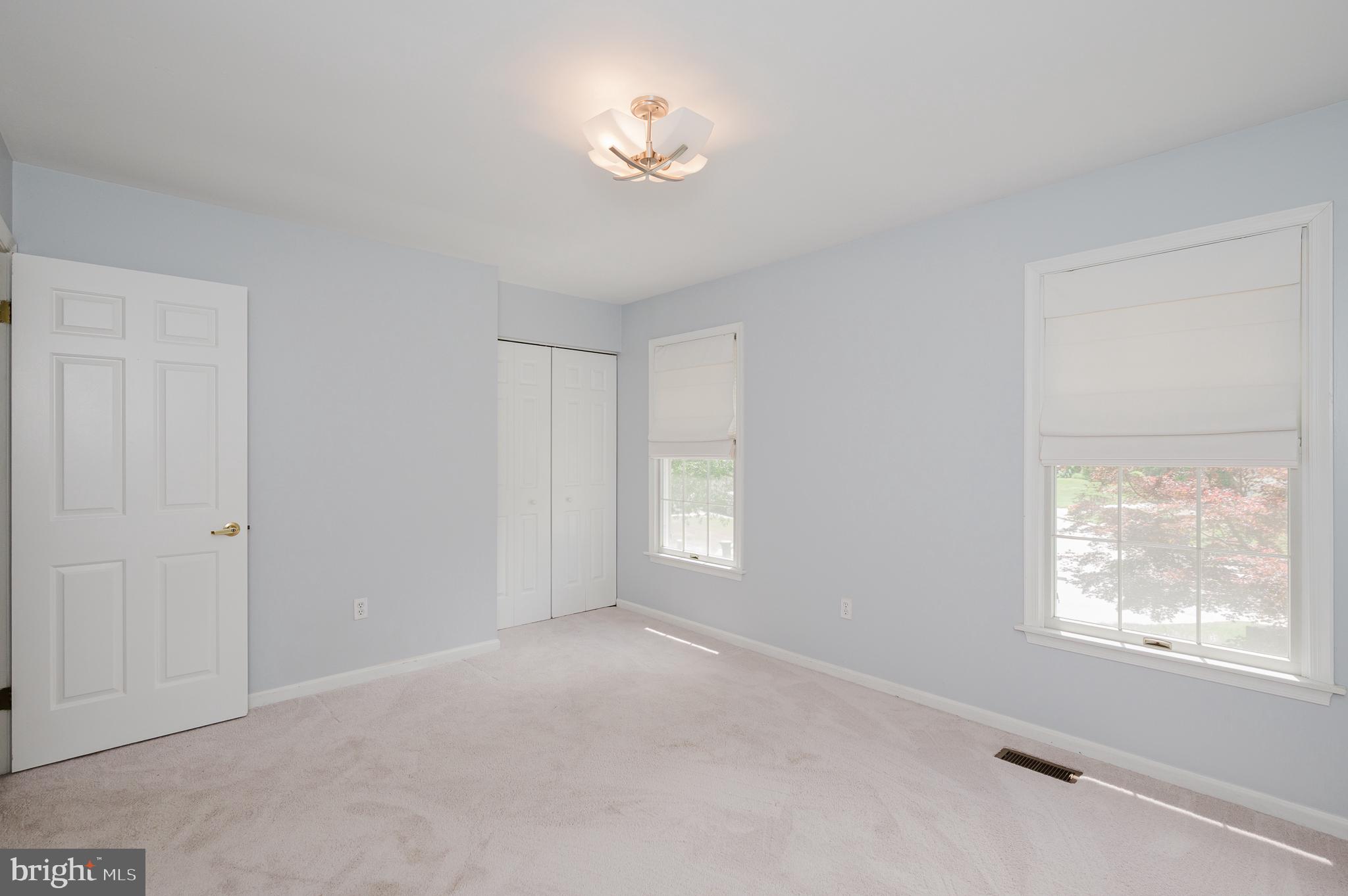 HUNTERS GLEN - Residential