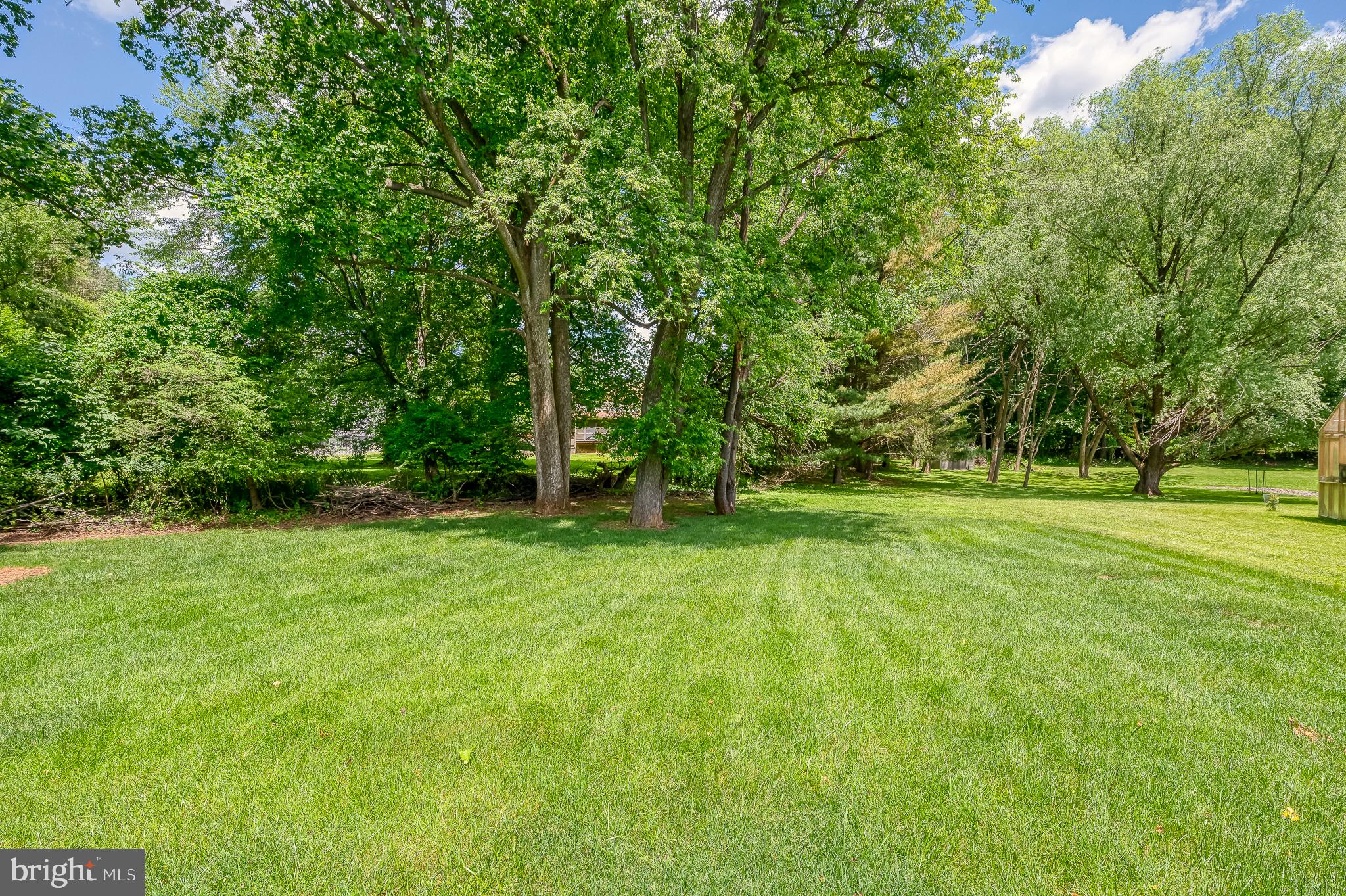 HUNTERS GLEN - Residential