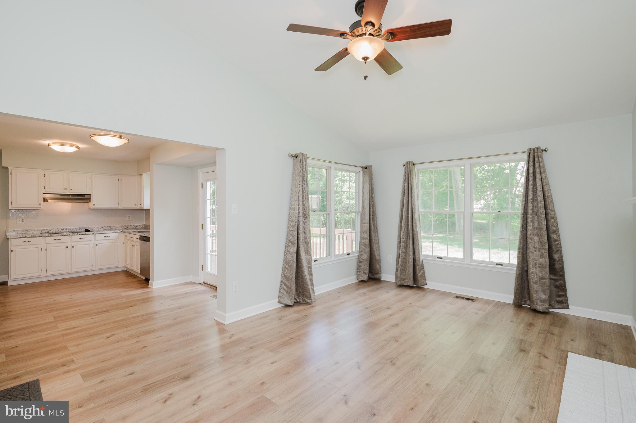 HUNTERS GLEN - Residential
