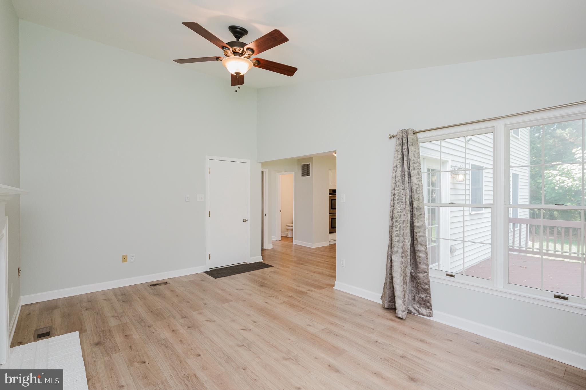 HUNTERS GLEN - Residential