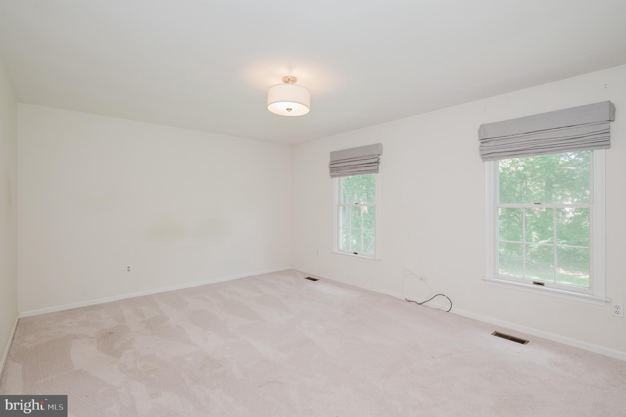 HUNTERS GLEN - Residential