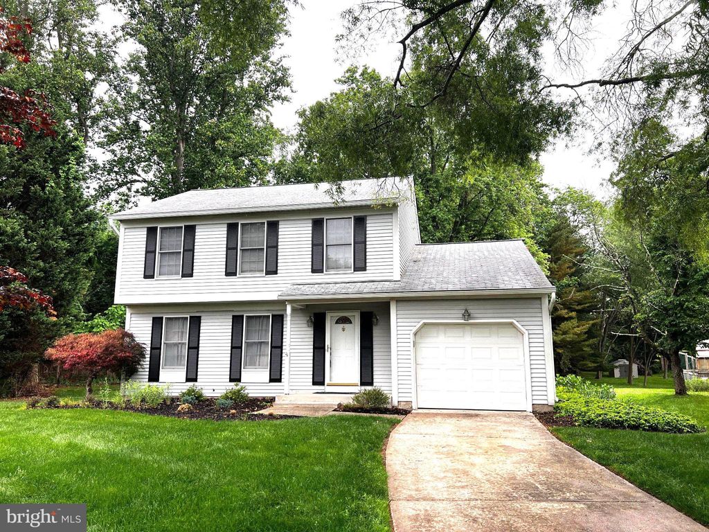 Photo of 12221 Rohan Court, OWINGS MILLS, MD 21117 (MLS # MDBC2163910)