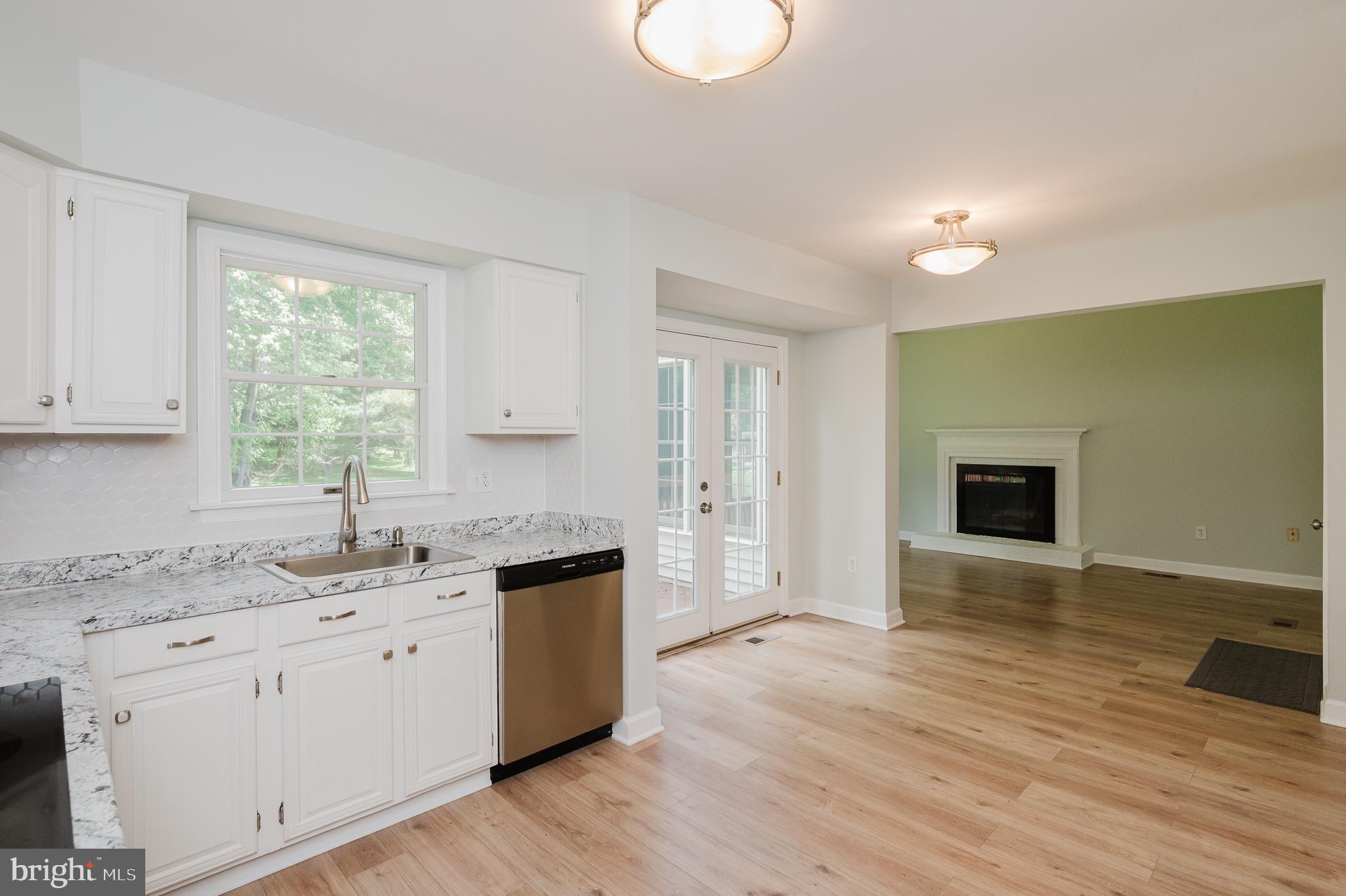 HUNTERS GLEN - Residential