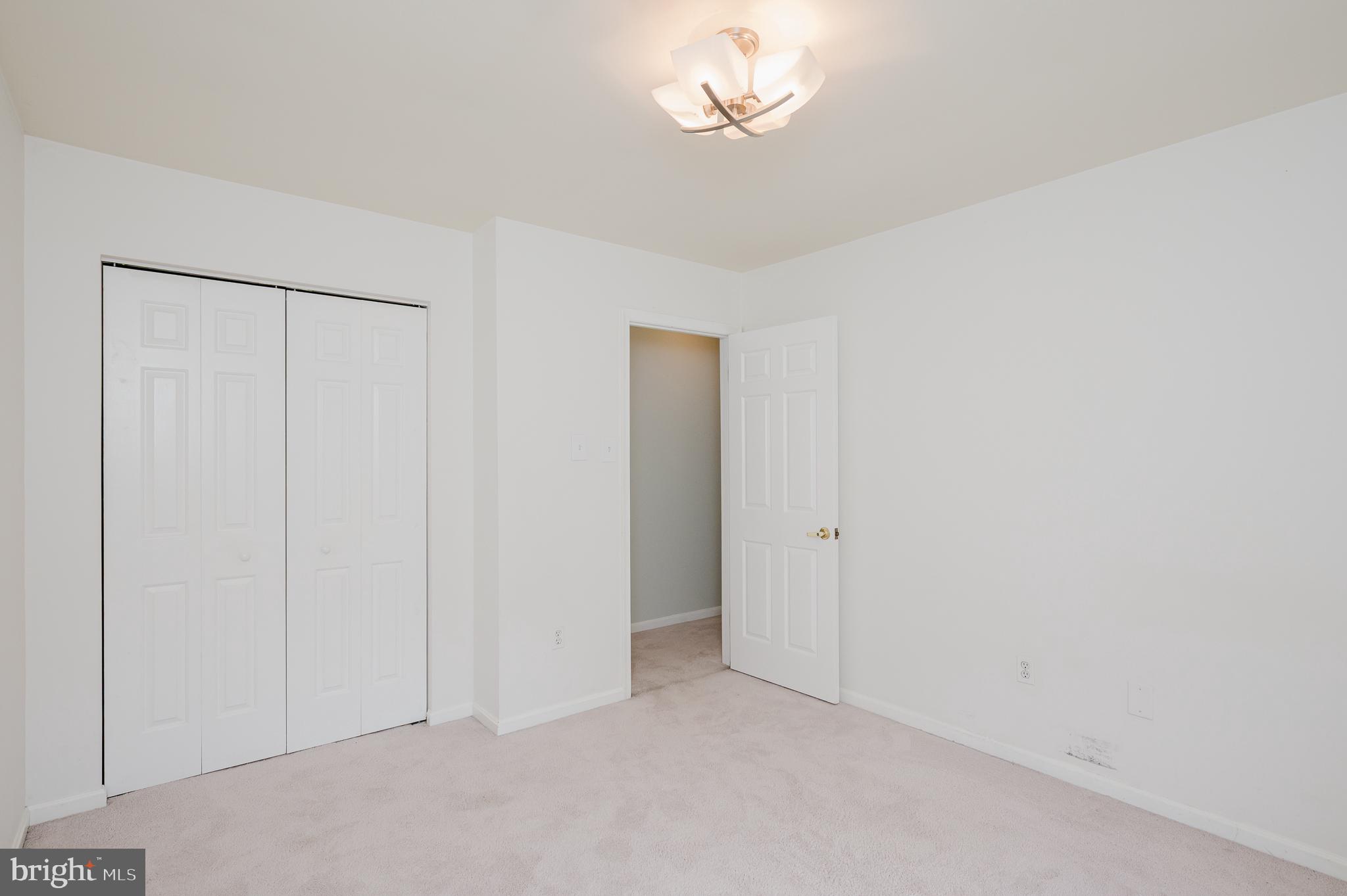 HUNTERS GLEN - Residential