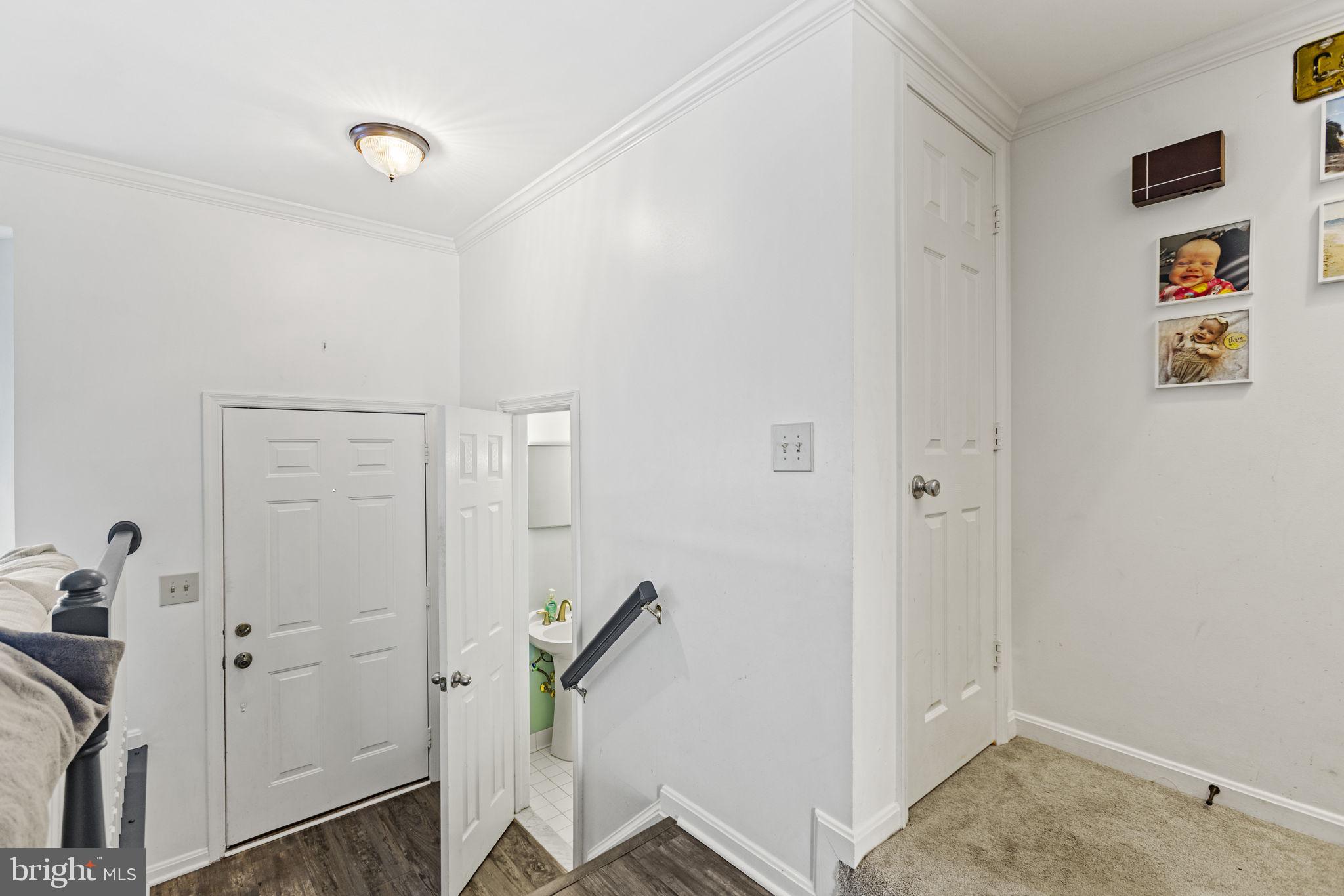 KINGSTOWNE - Residential Lease