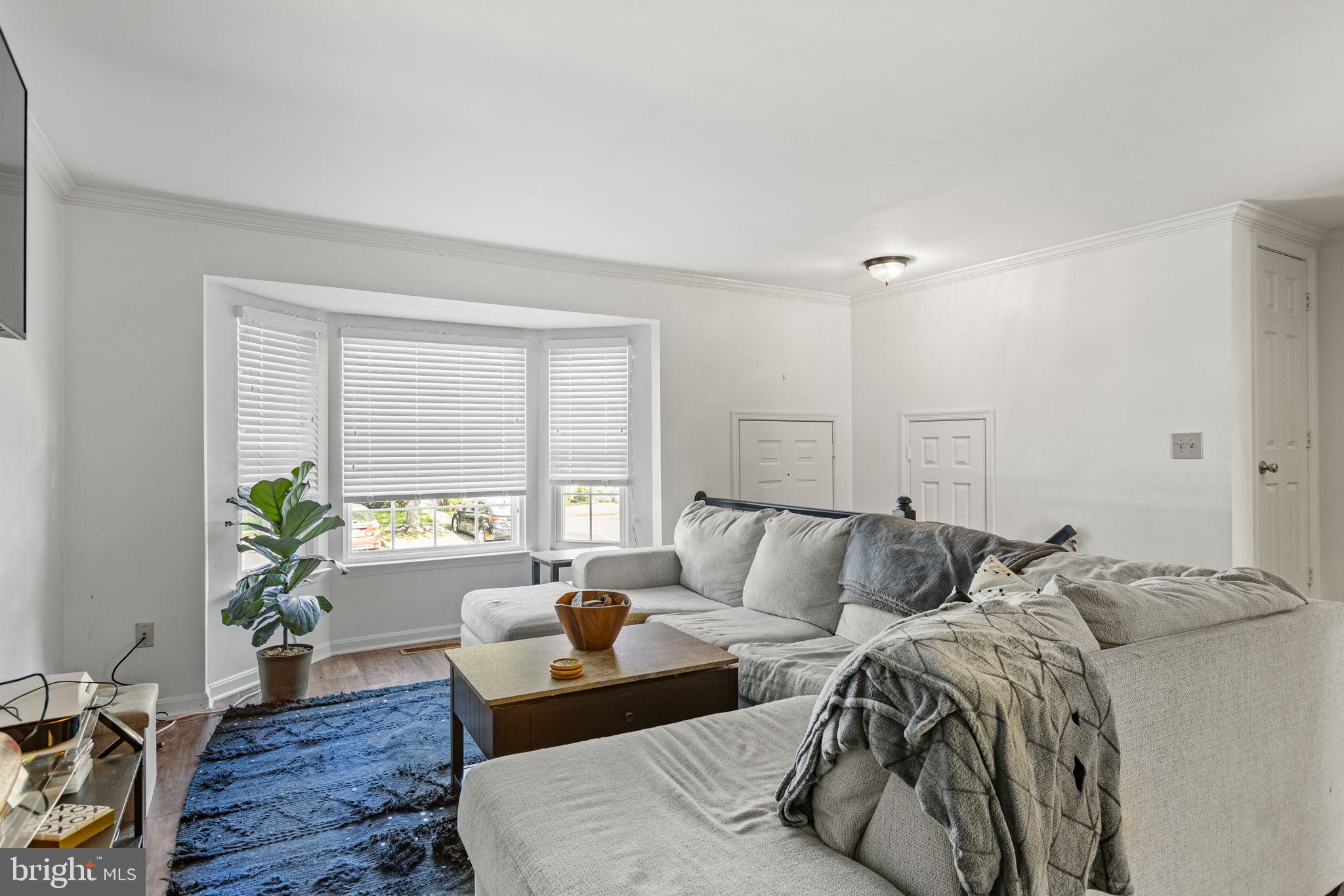 KINGSTOWNE - Residential Lease