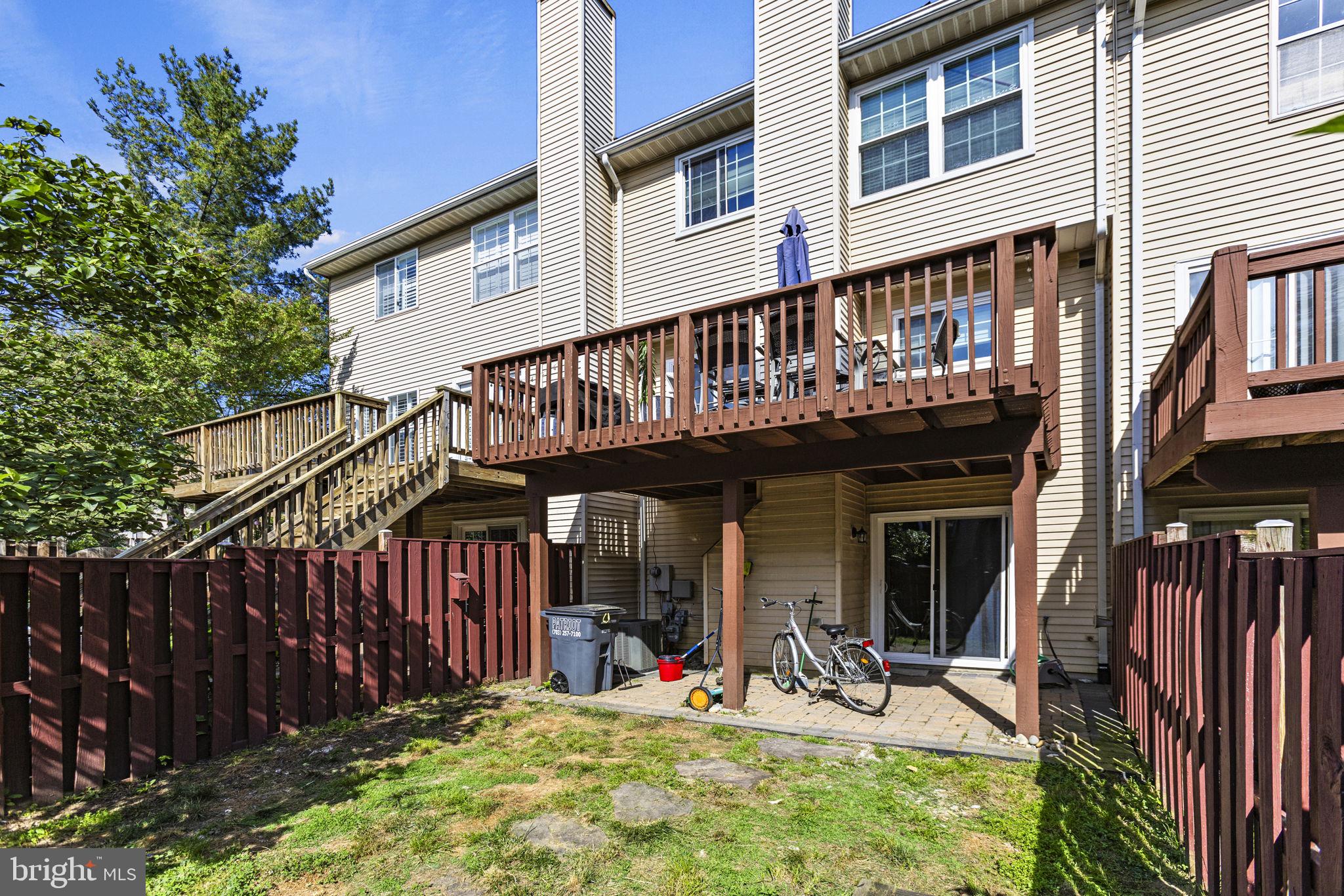 KINGSTOWNE - Residential Lease