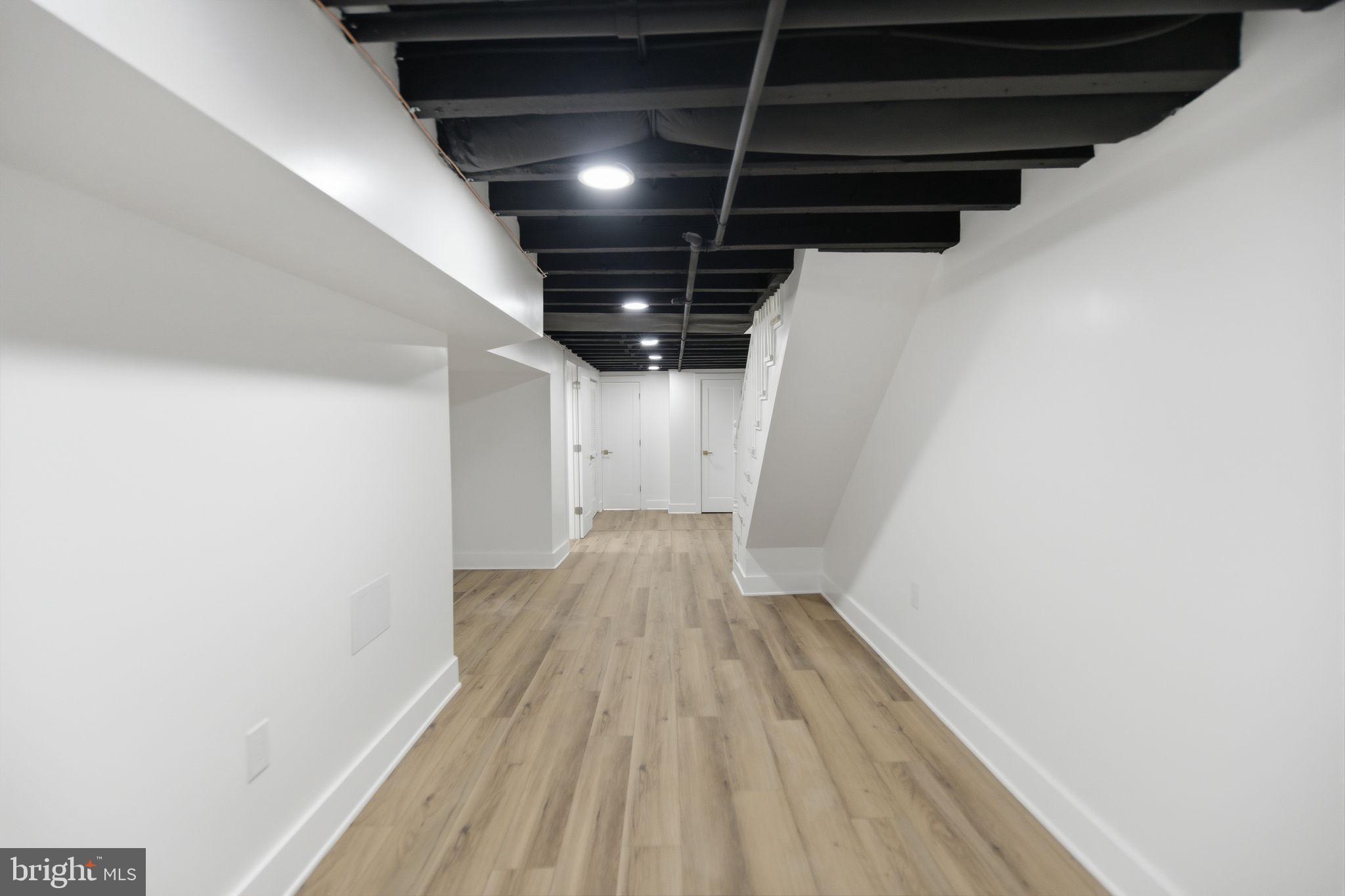 BRIDESBURG - Residential