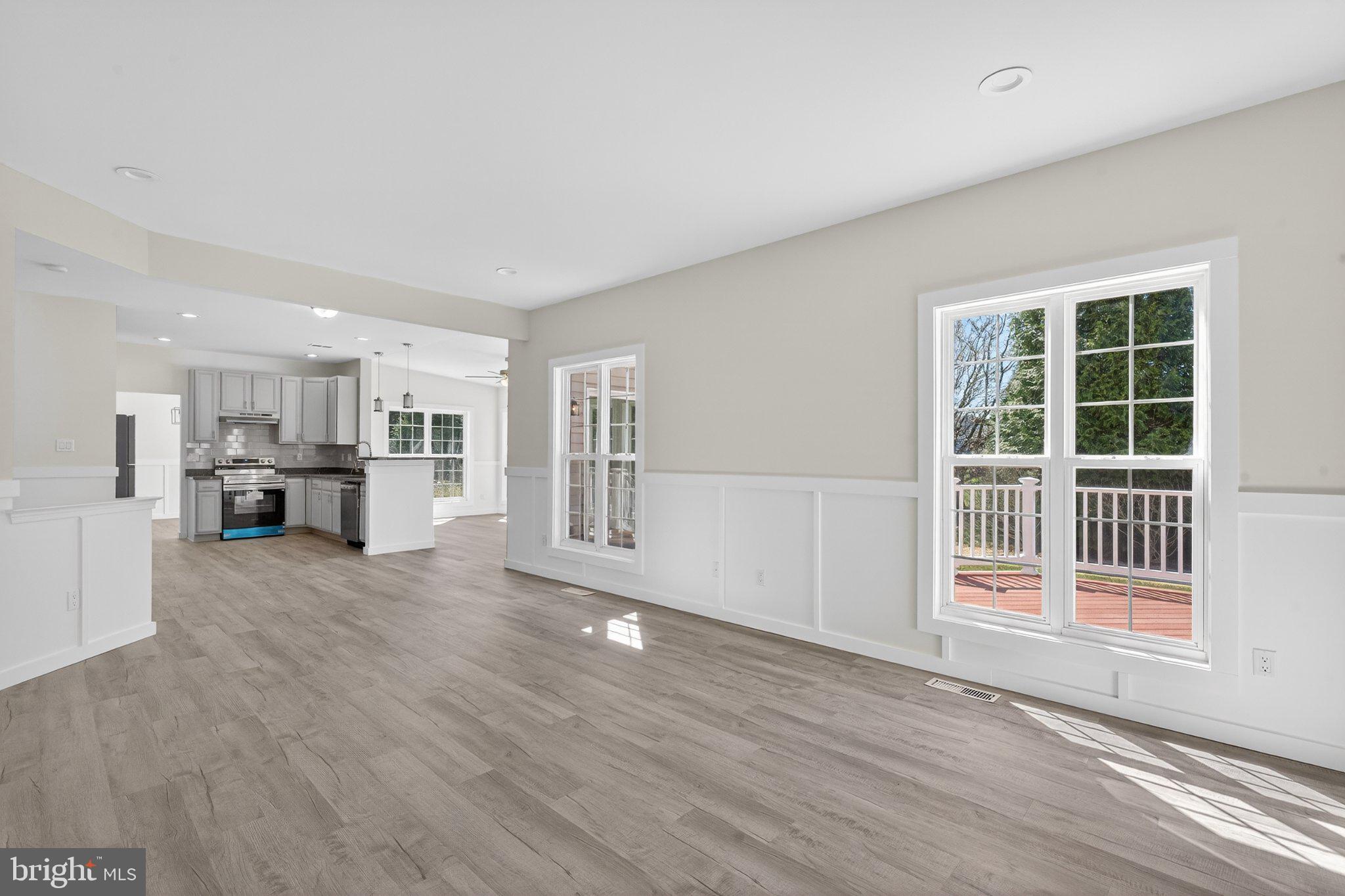 THE MEADOWS - Residential