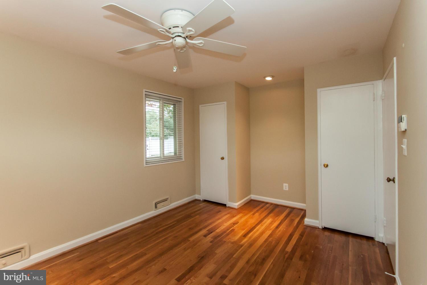 BRAD LEE HOMES - Residential