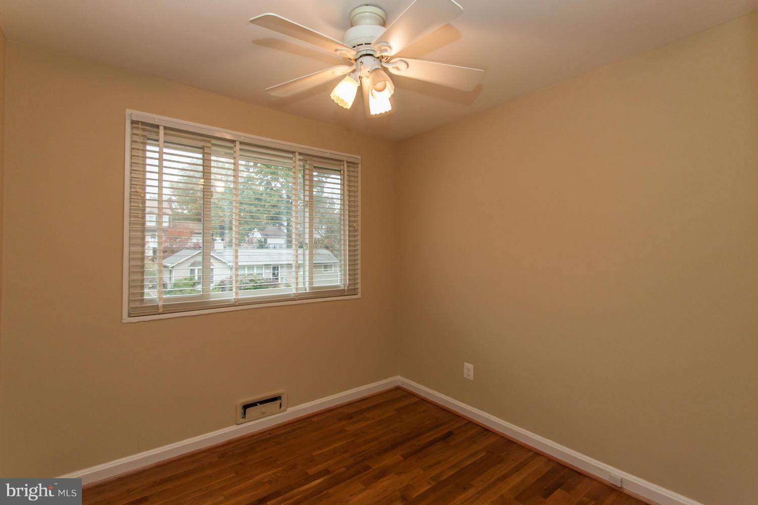 BRAD LEE HOMES - Residential