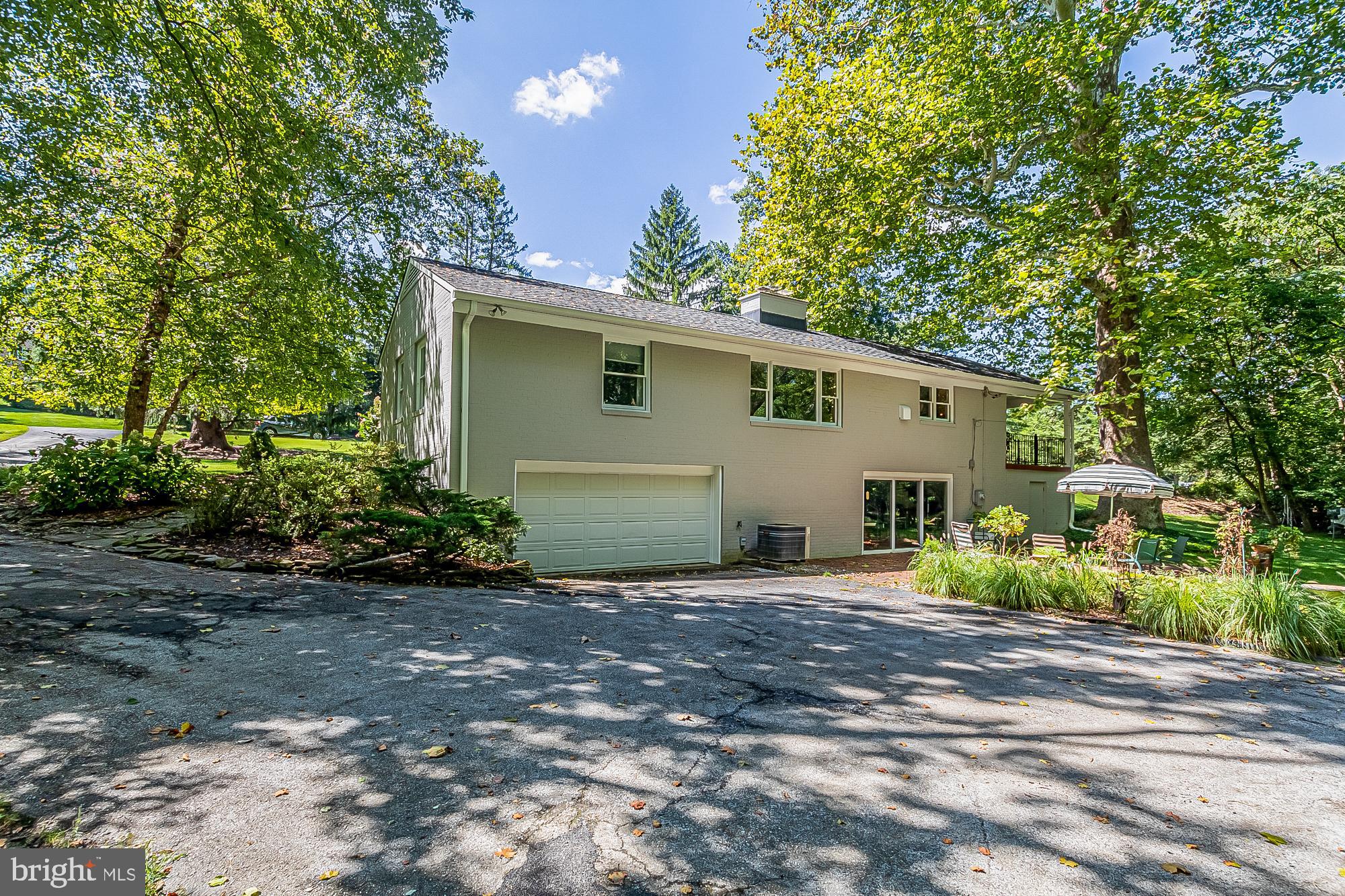 HAMPTON - Residential