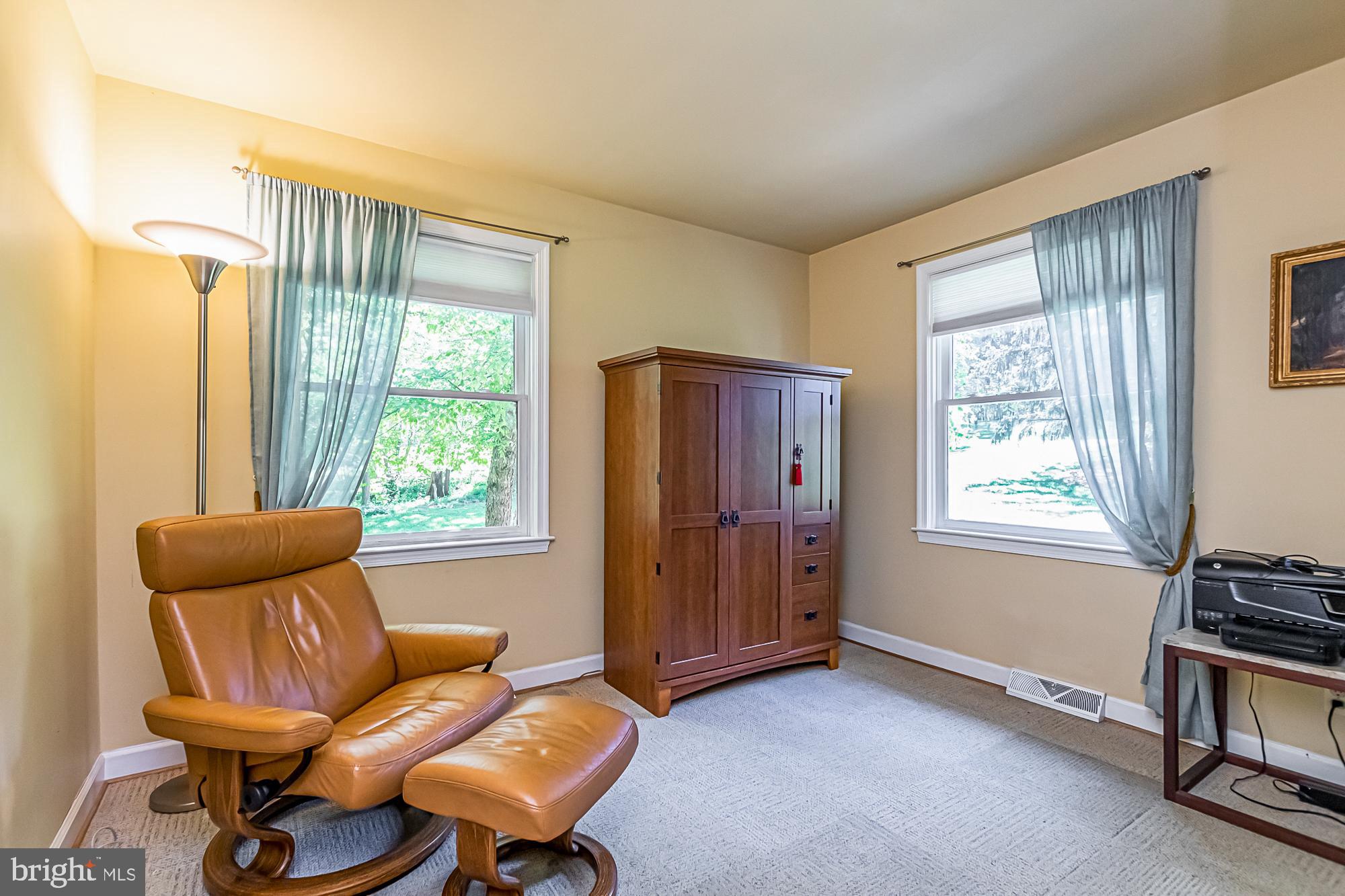 HAMPTON - Residential