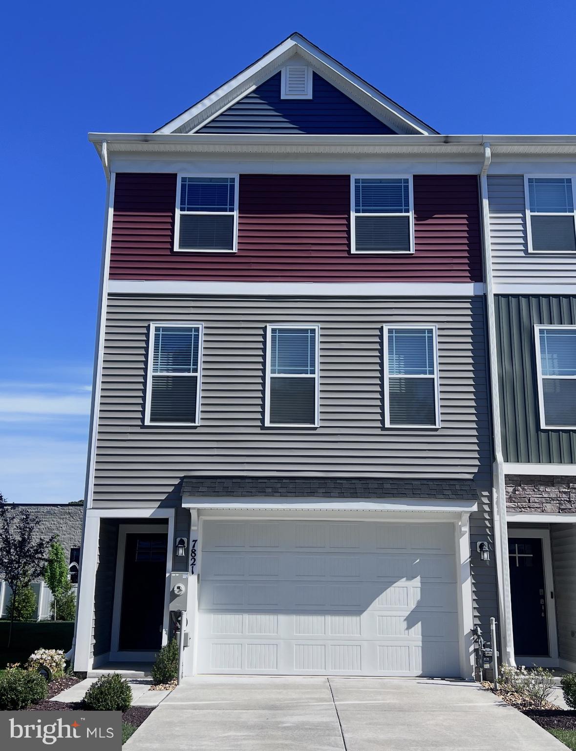 WOLF RUN LANE - Residential