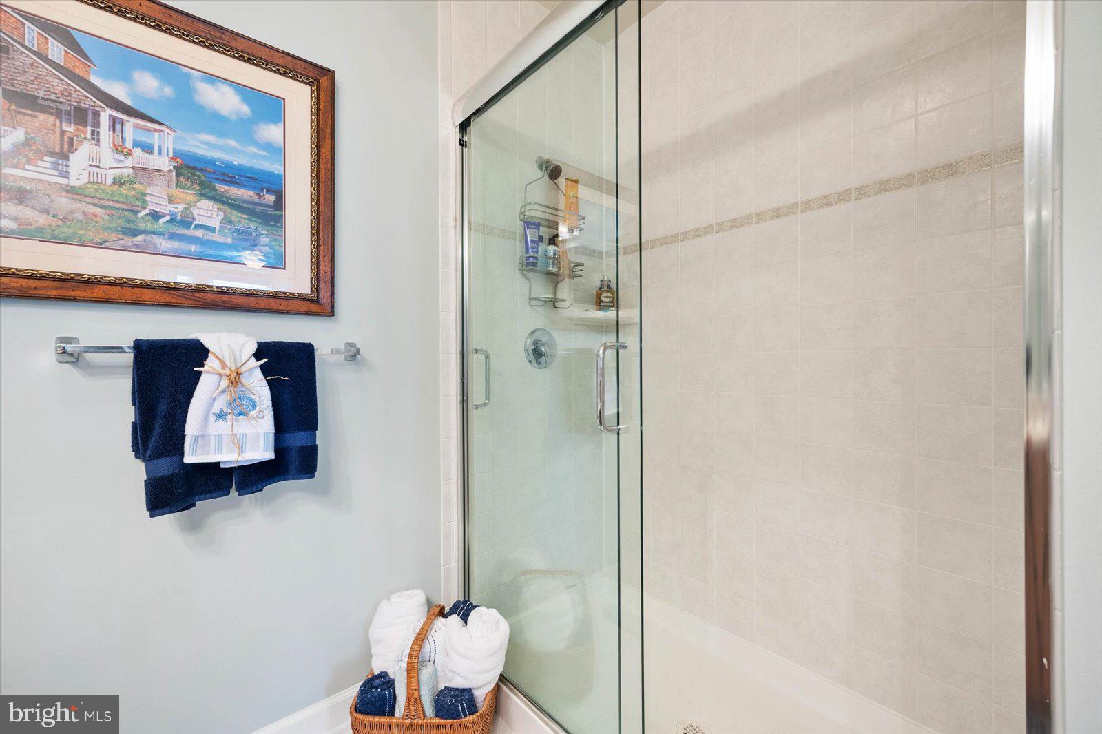 GLEN RIDDLE - Residential