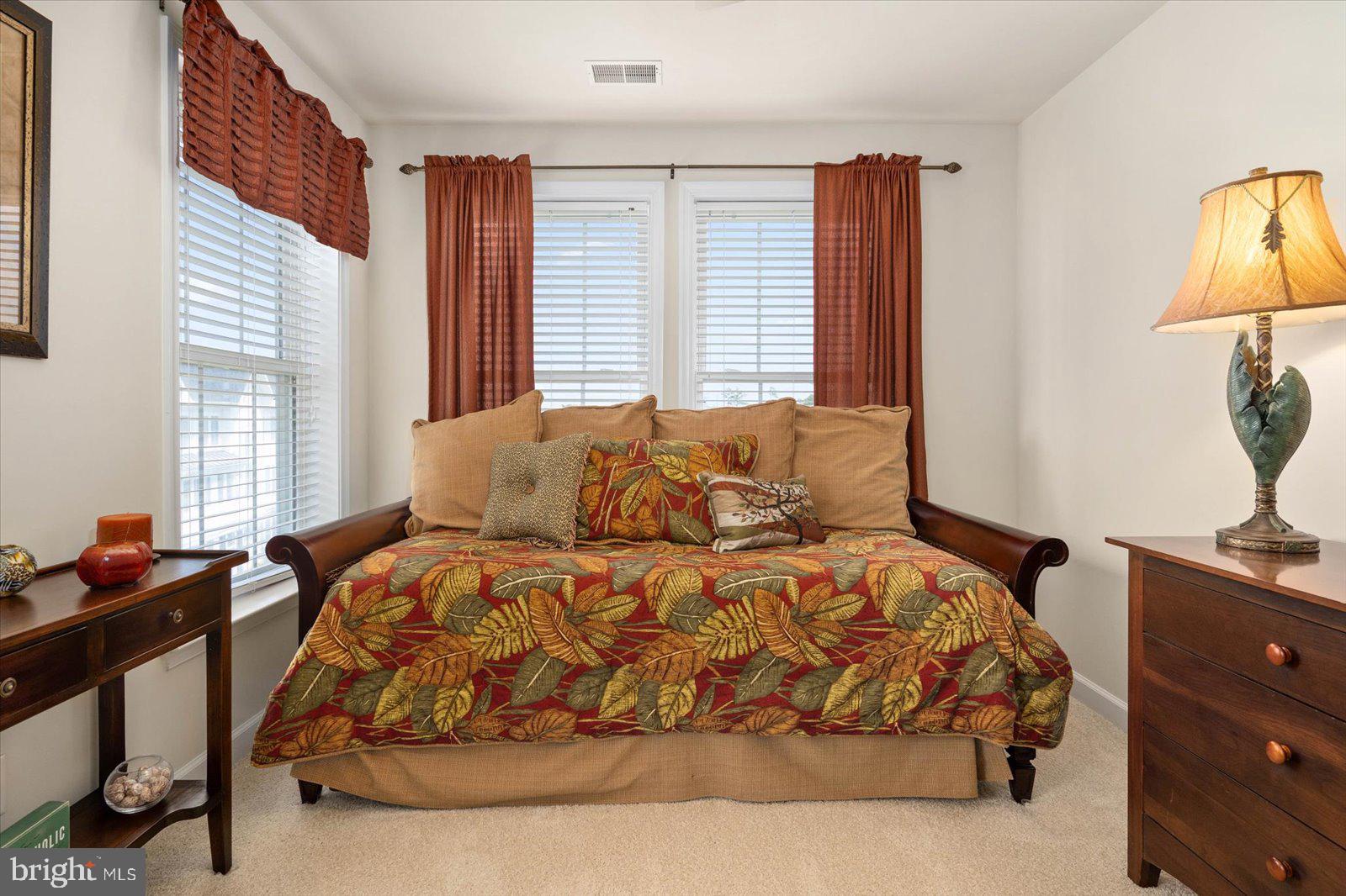 GLEN RIDDLE - Residential