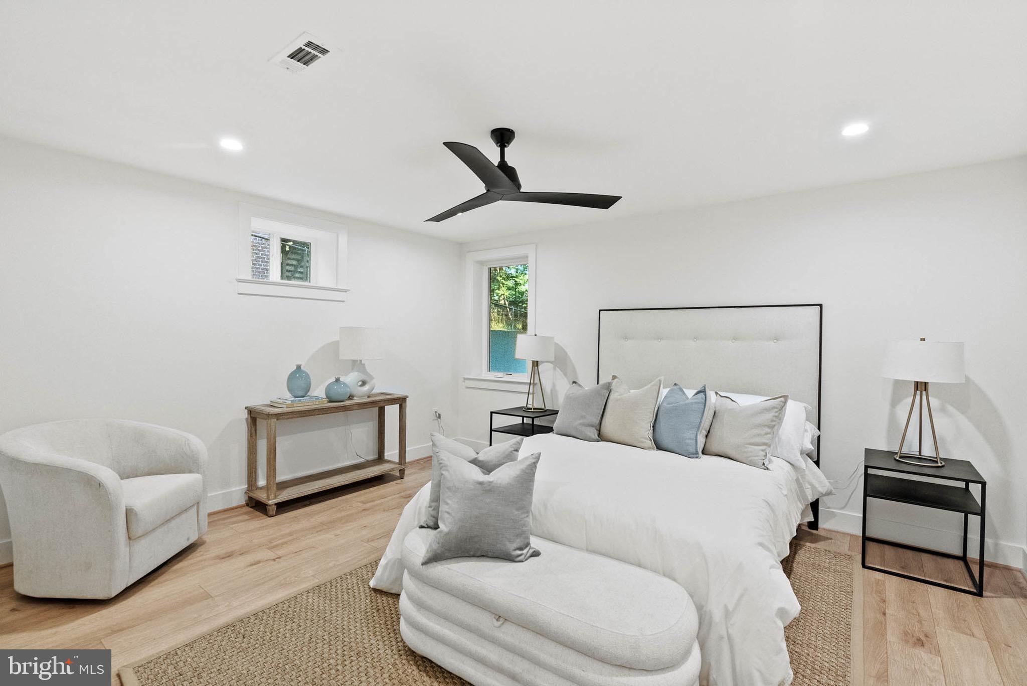 TAKOMA PARK - Residential