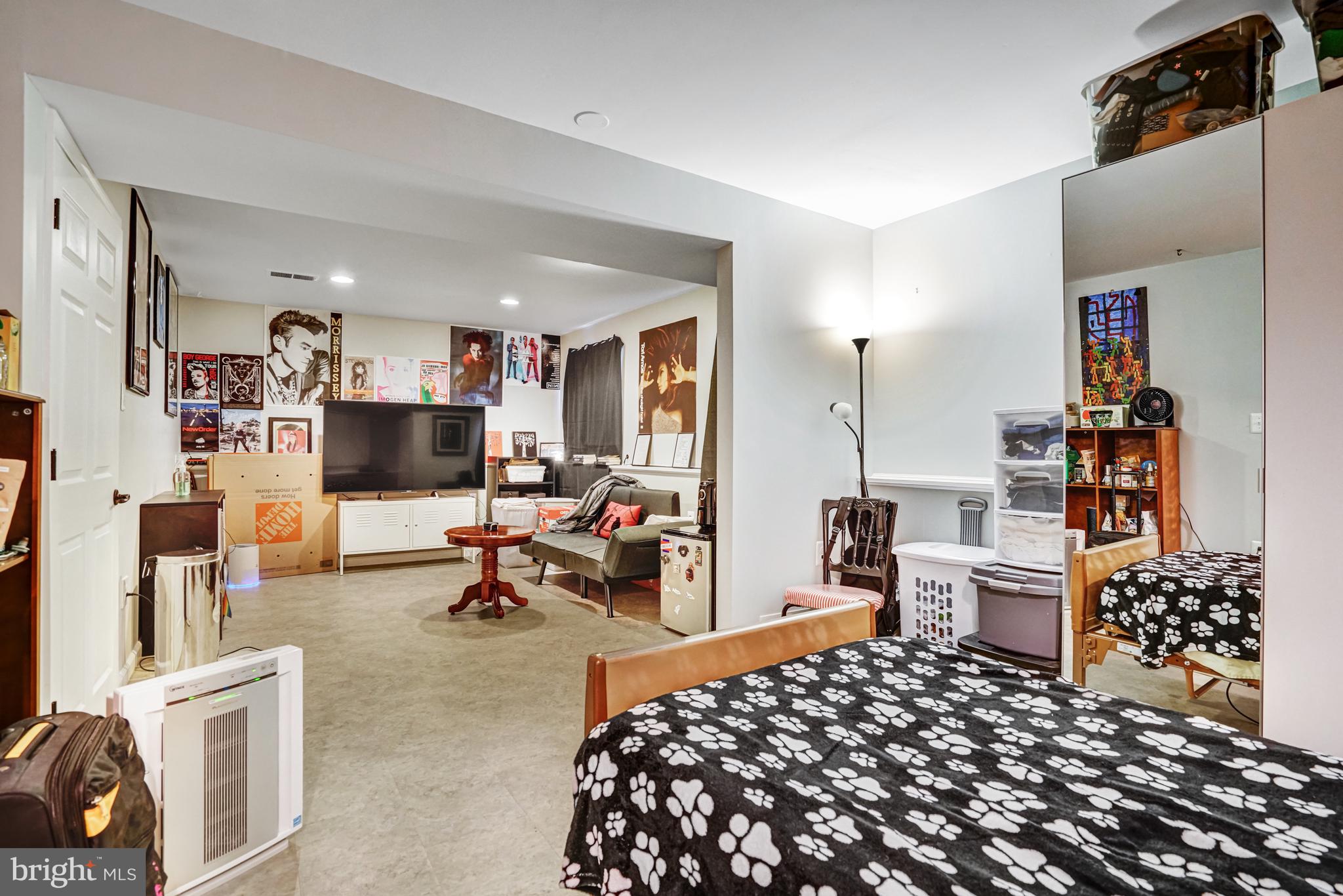 ALLENWOOD ACRES - Residential