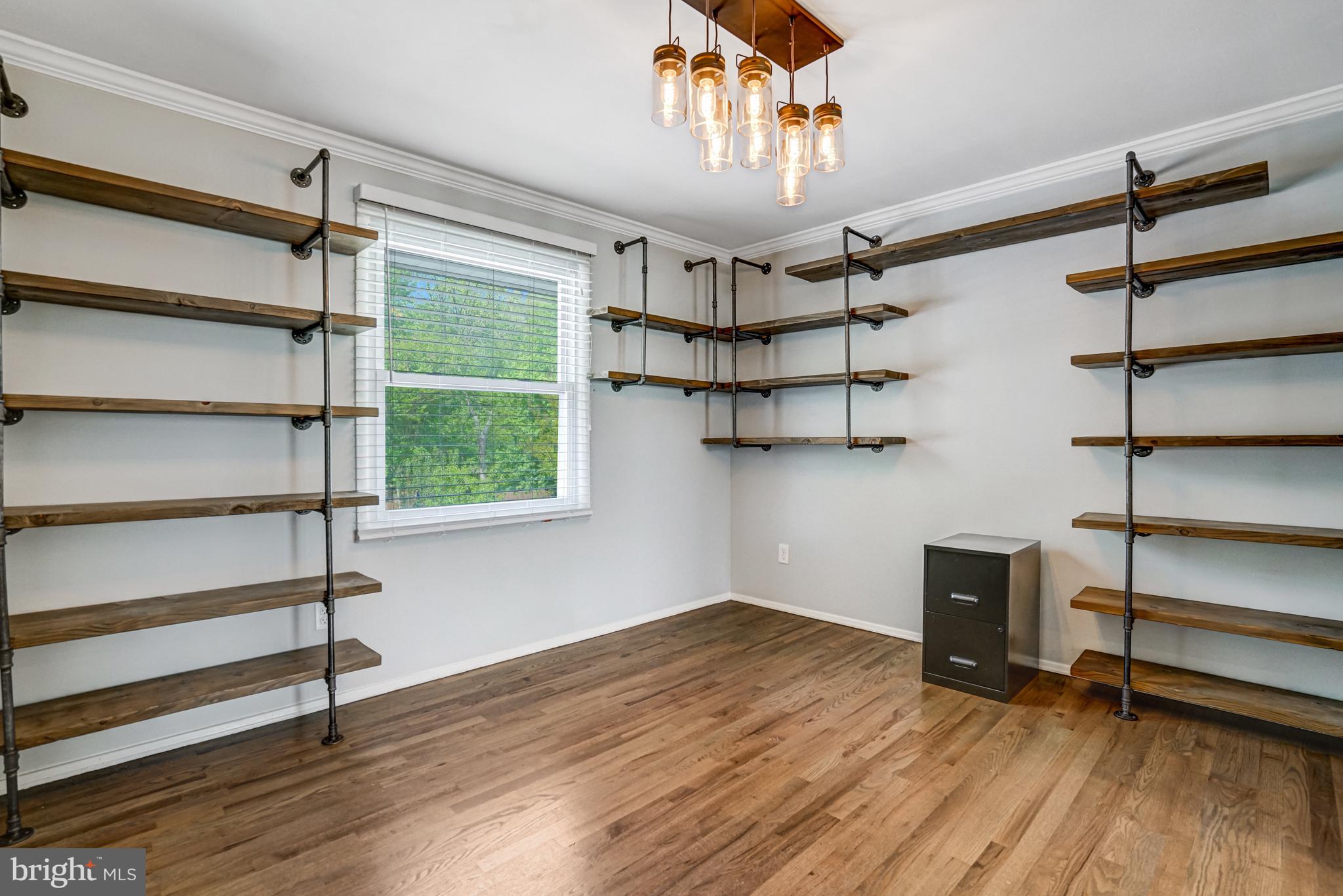 ALLENWOOD ACRES - Residential