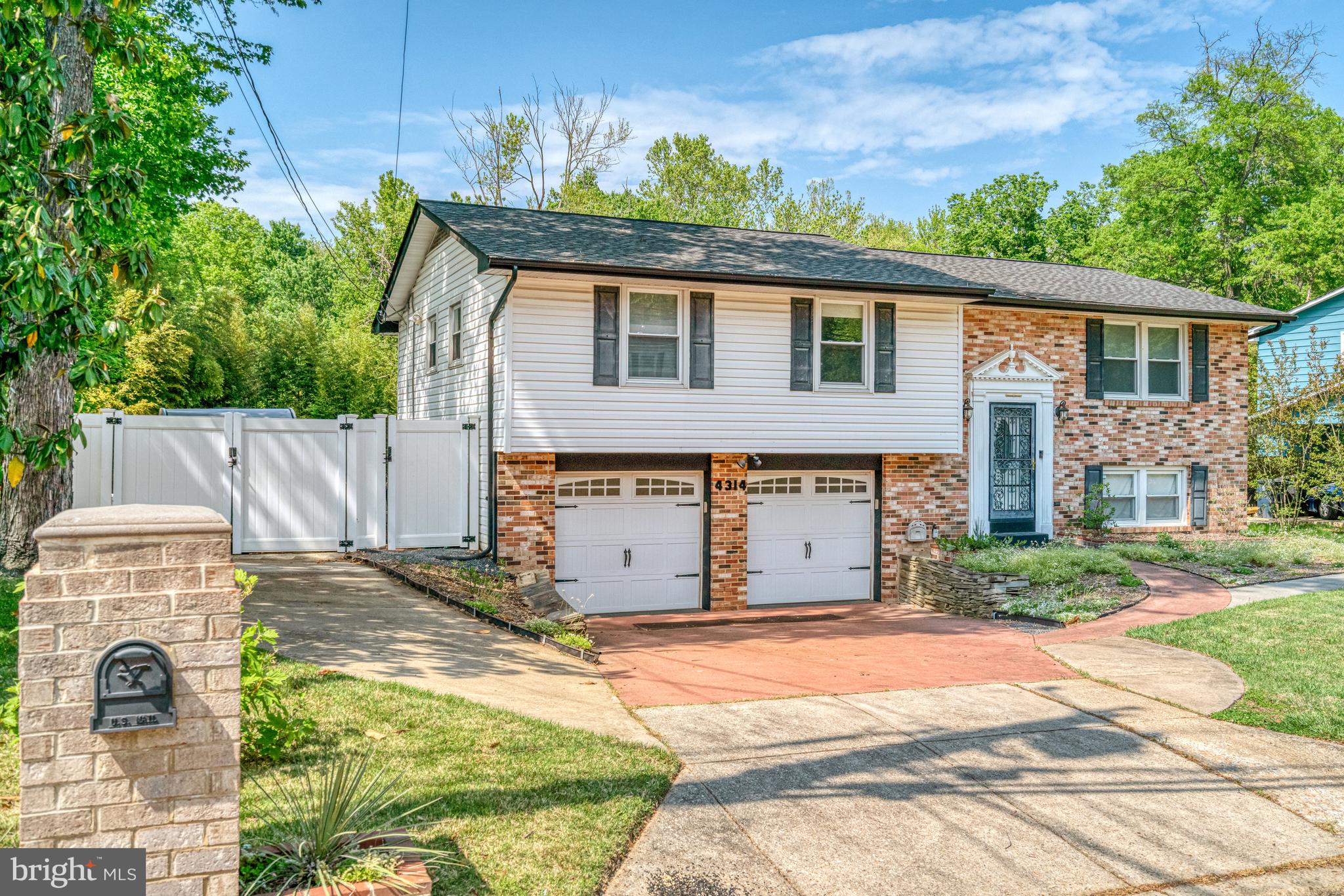 ALLENWOOD ACRES - Residential