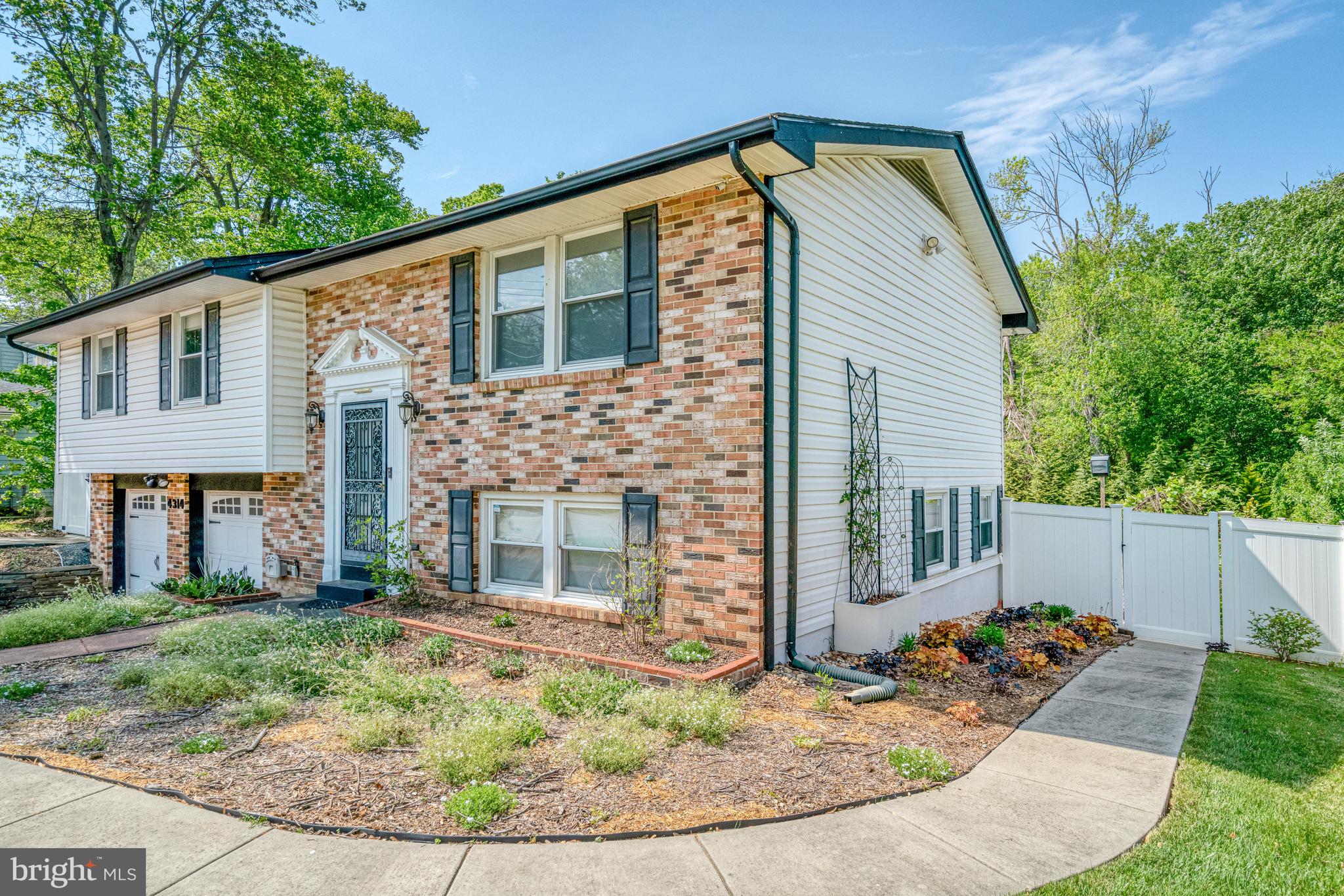 ALLENWOOD ACRES - Residential