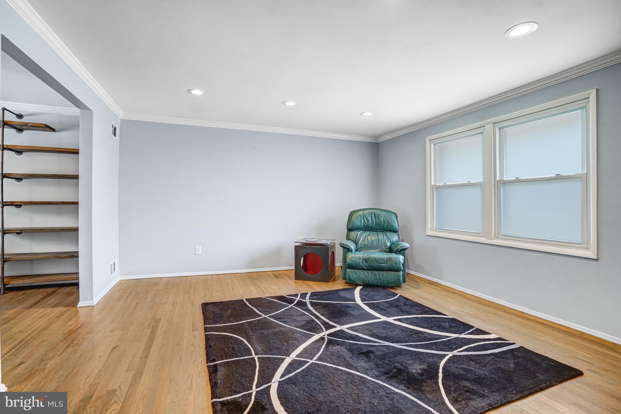 ALLENWOOD ACRES - Residential