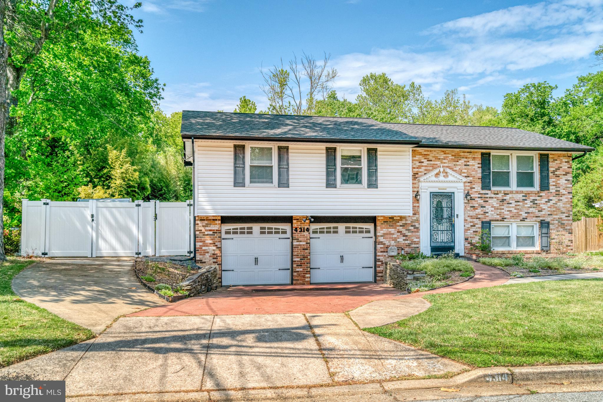 ALLENWOOD ACRES - Residential