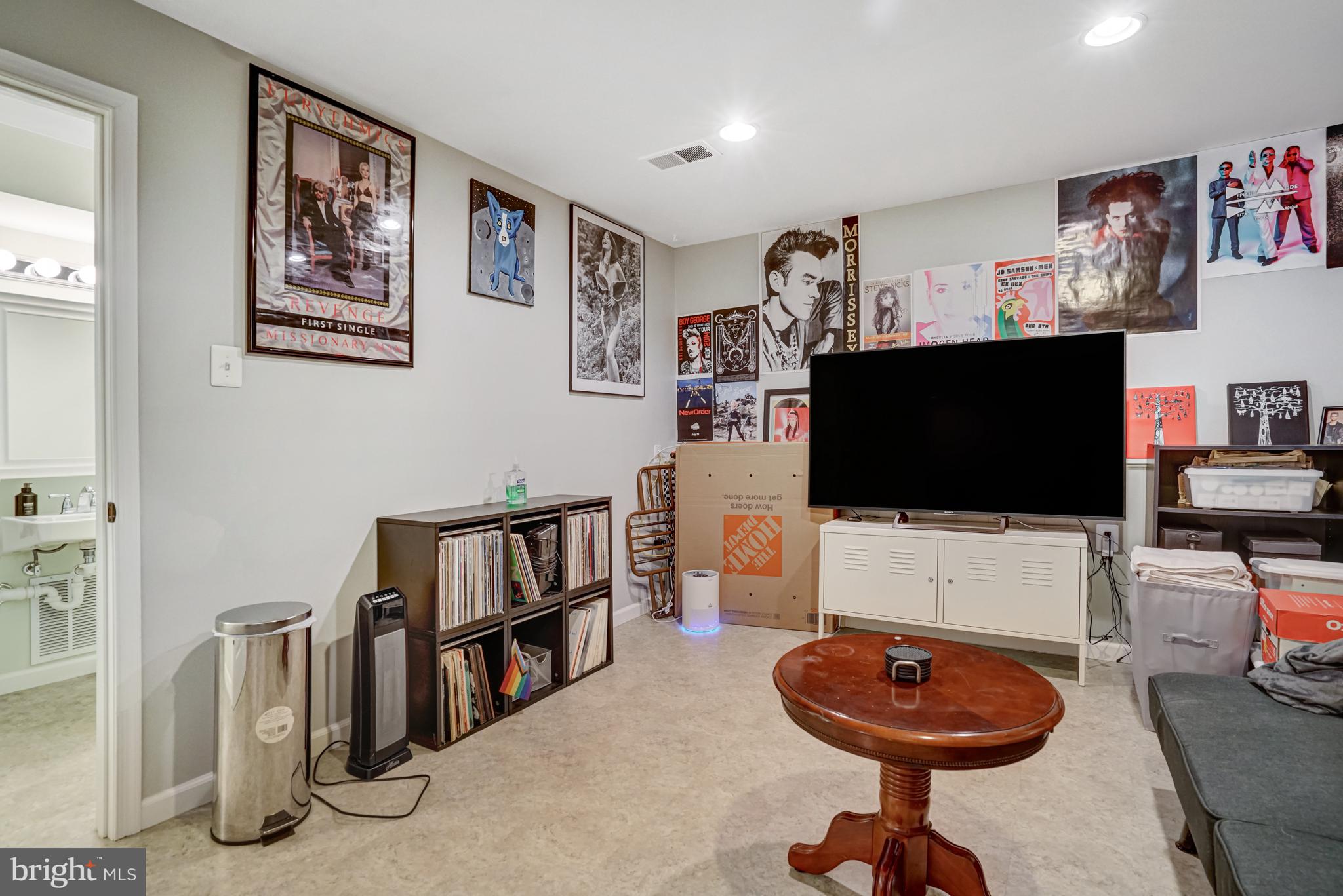 ALLENWOOD ACRES - Residential