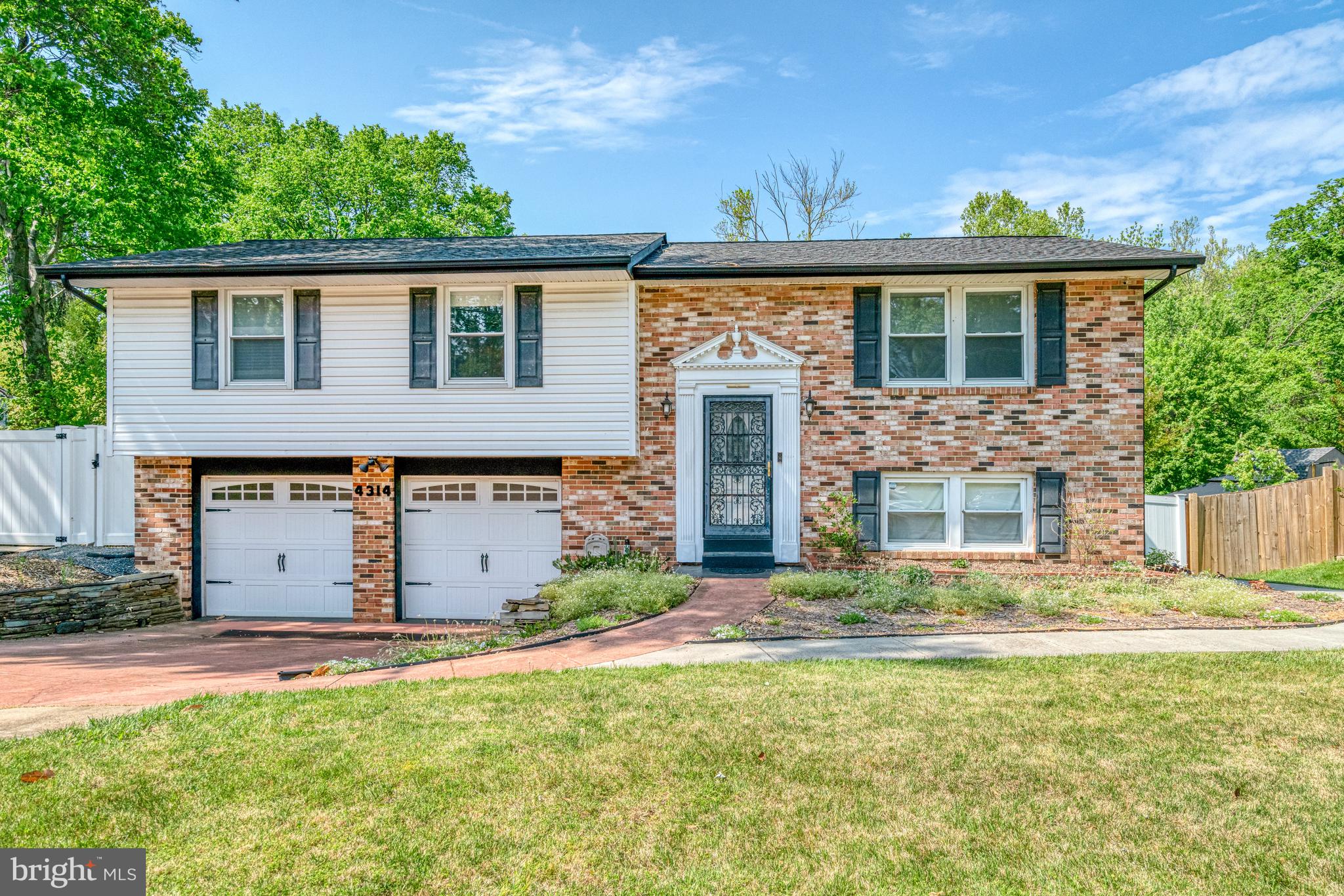 ALLENWOOD ACRES - Residential