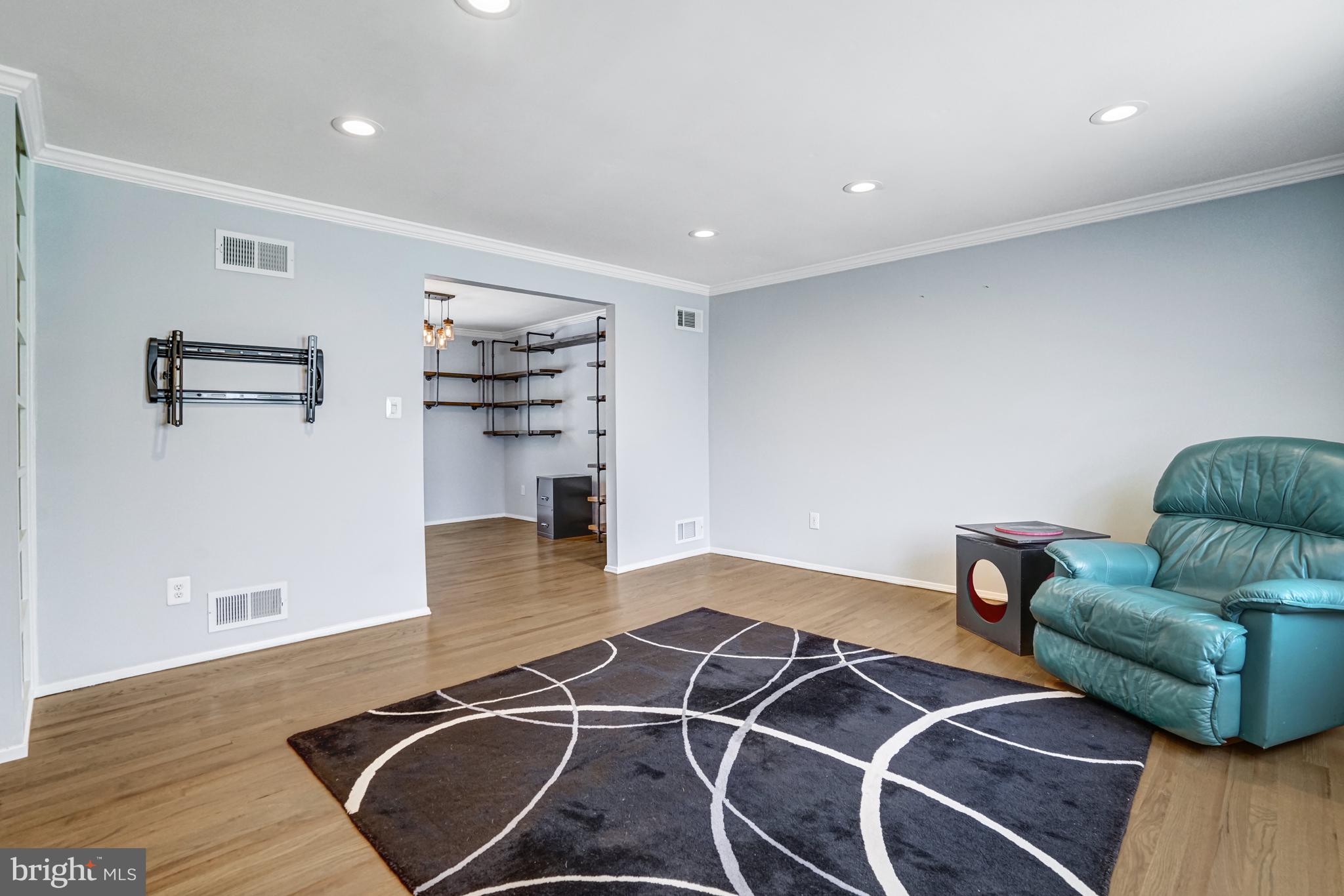 ALLENWOOD ACRES - Residential