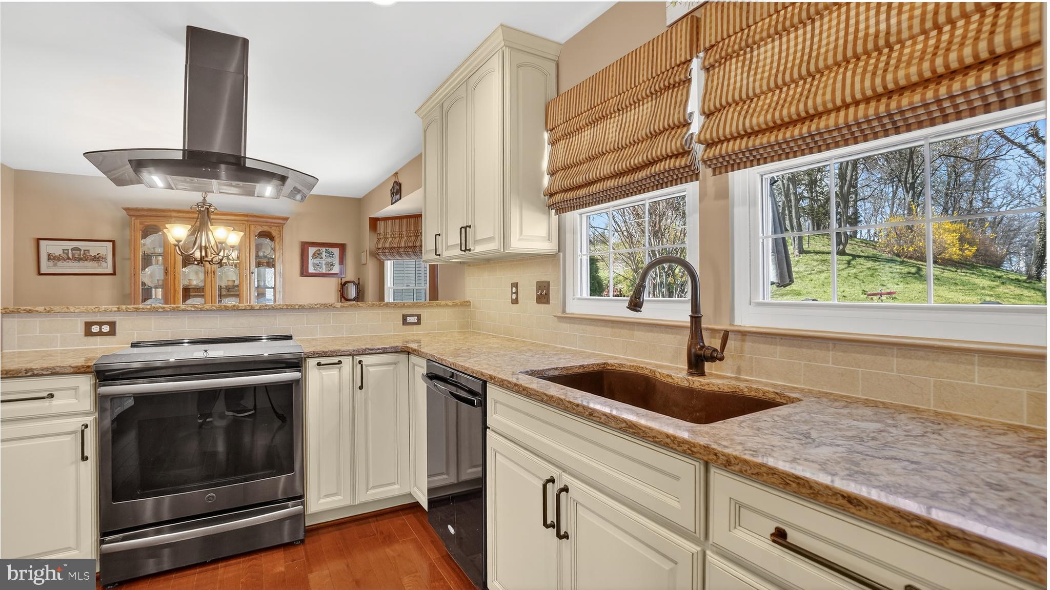 CHAPMAN FARM - Residential