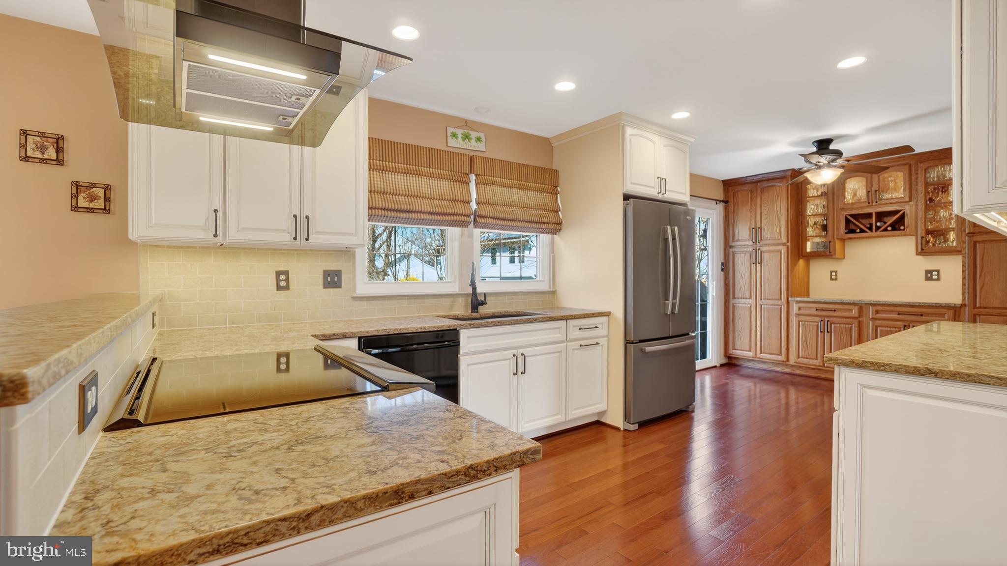 CHAPMAN FARM - Residential