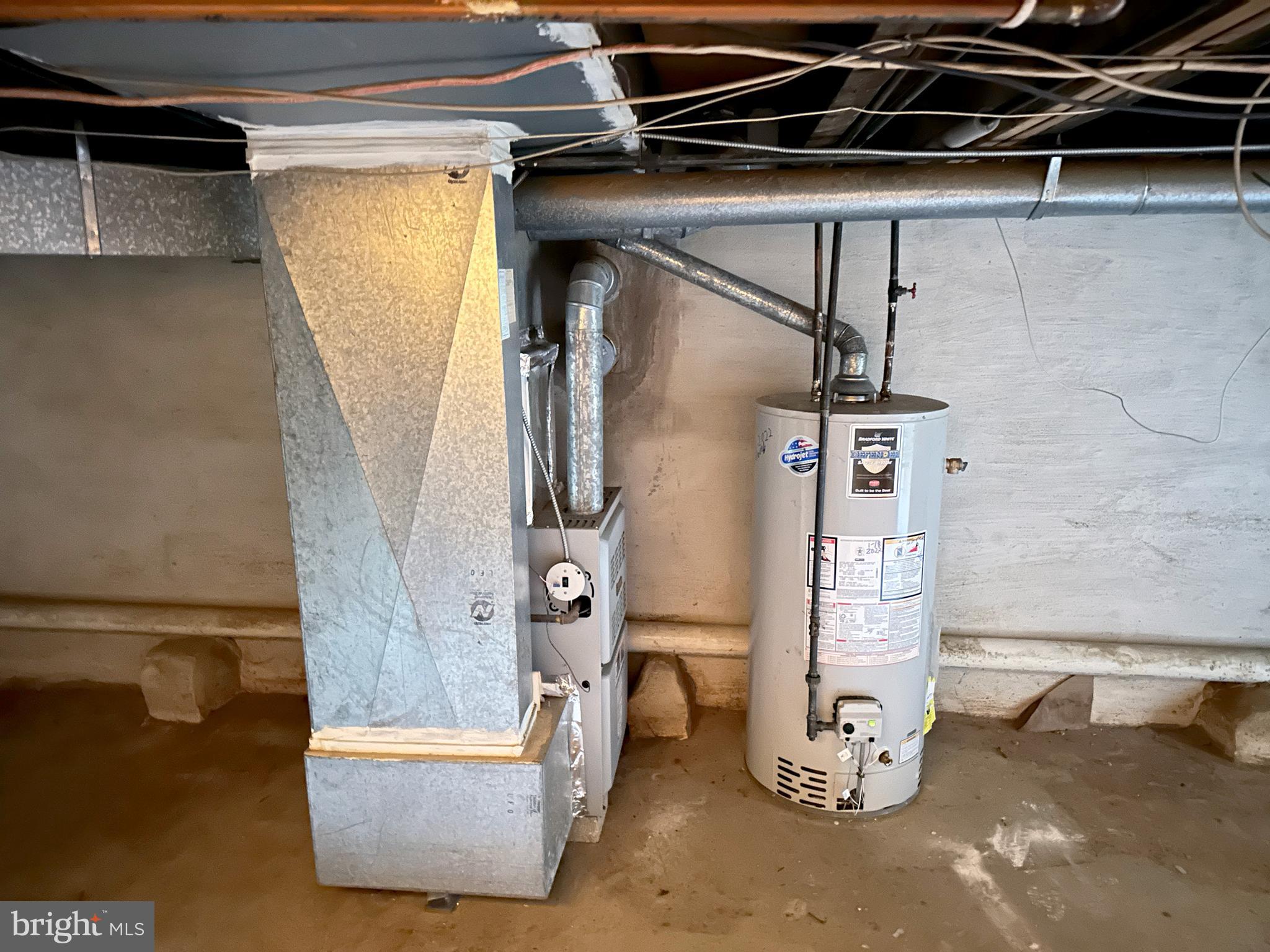 MILL CREEK - Residential Lease