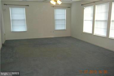 TIPPETT ESTATES PLAT 1 - Residential Lease