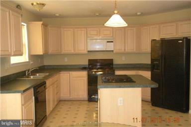 TIPPETT ESTATES PLAT 1 - Residential Lease