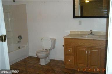 TIPPETT ESTATES PLAT 1 - Residential Lease