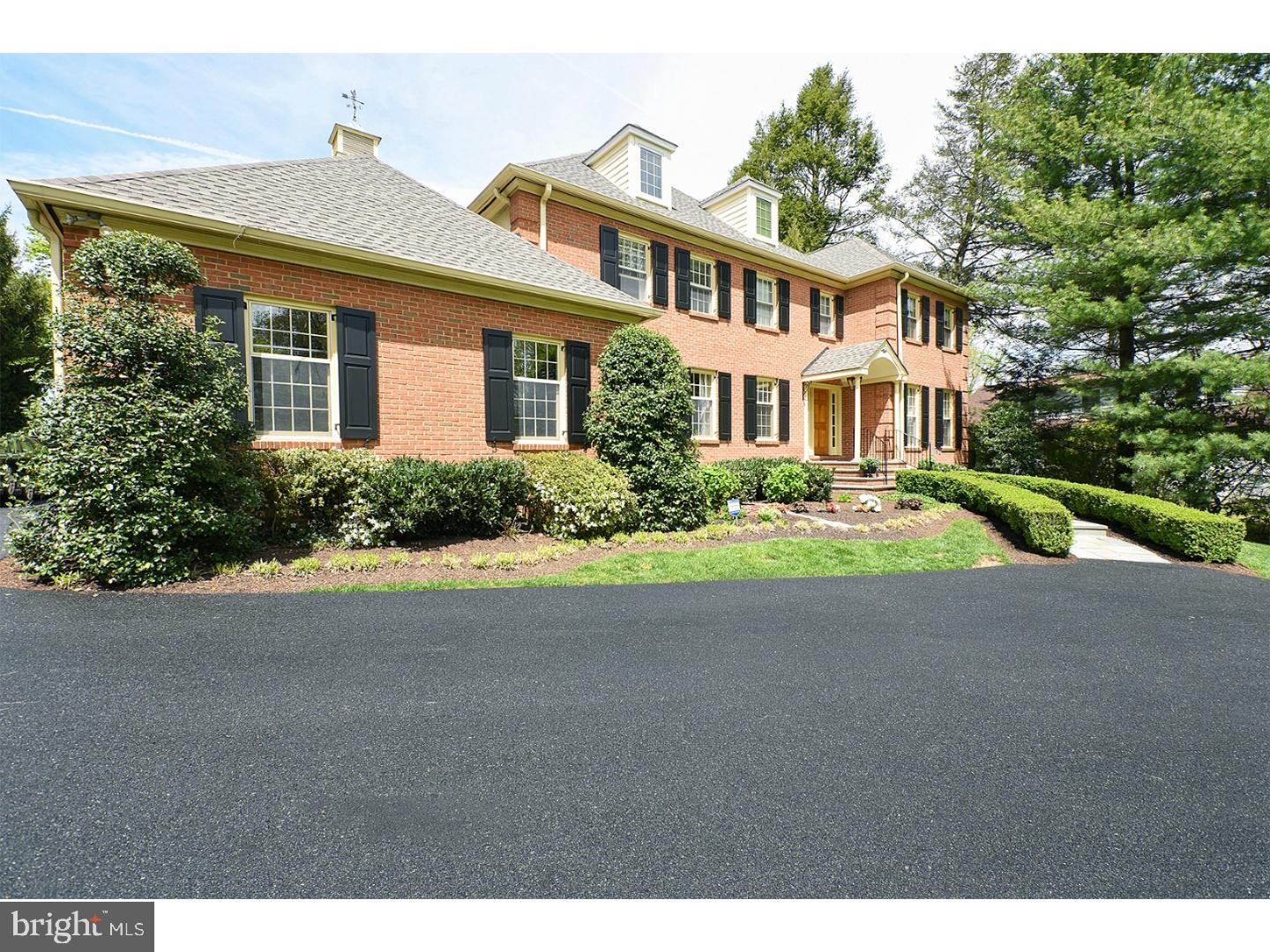 GLADWYNE - Residential