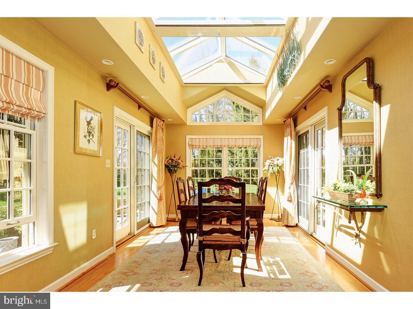 GLADWYNE - Residential