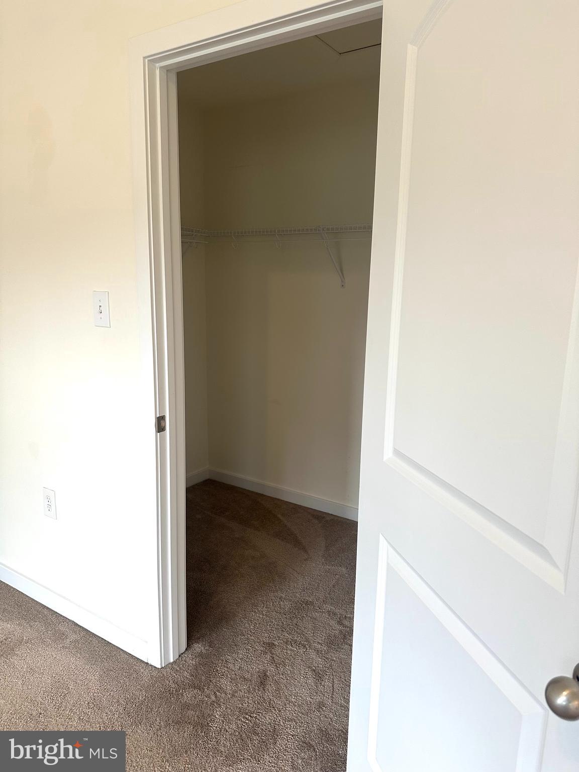 BROOKFIELD - Residential Lease