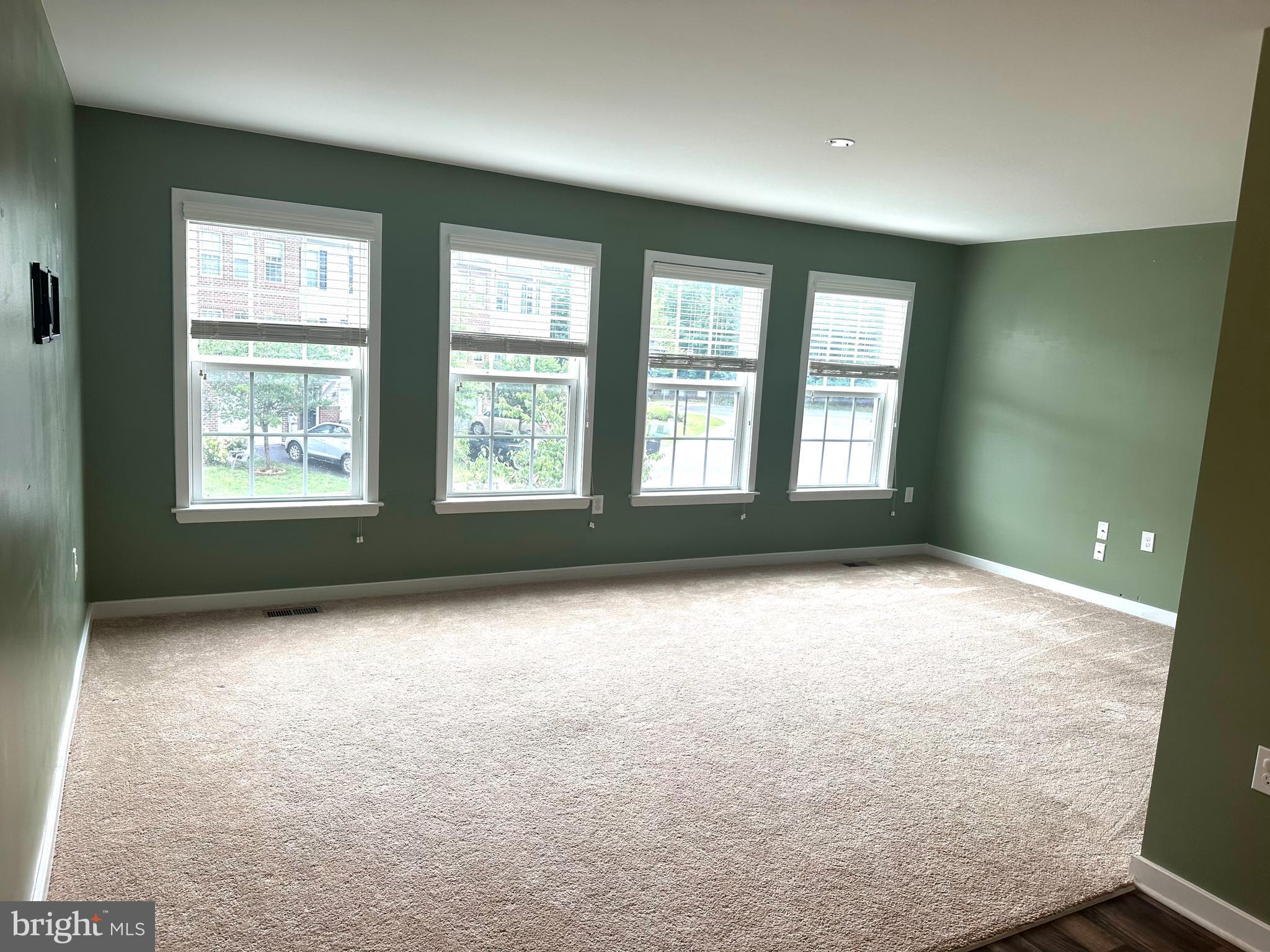 BROOKFIELD - Residential Lease